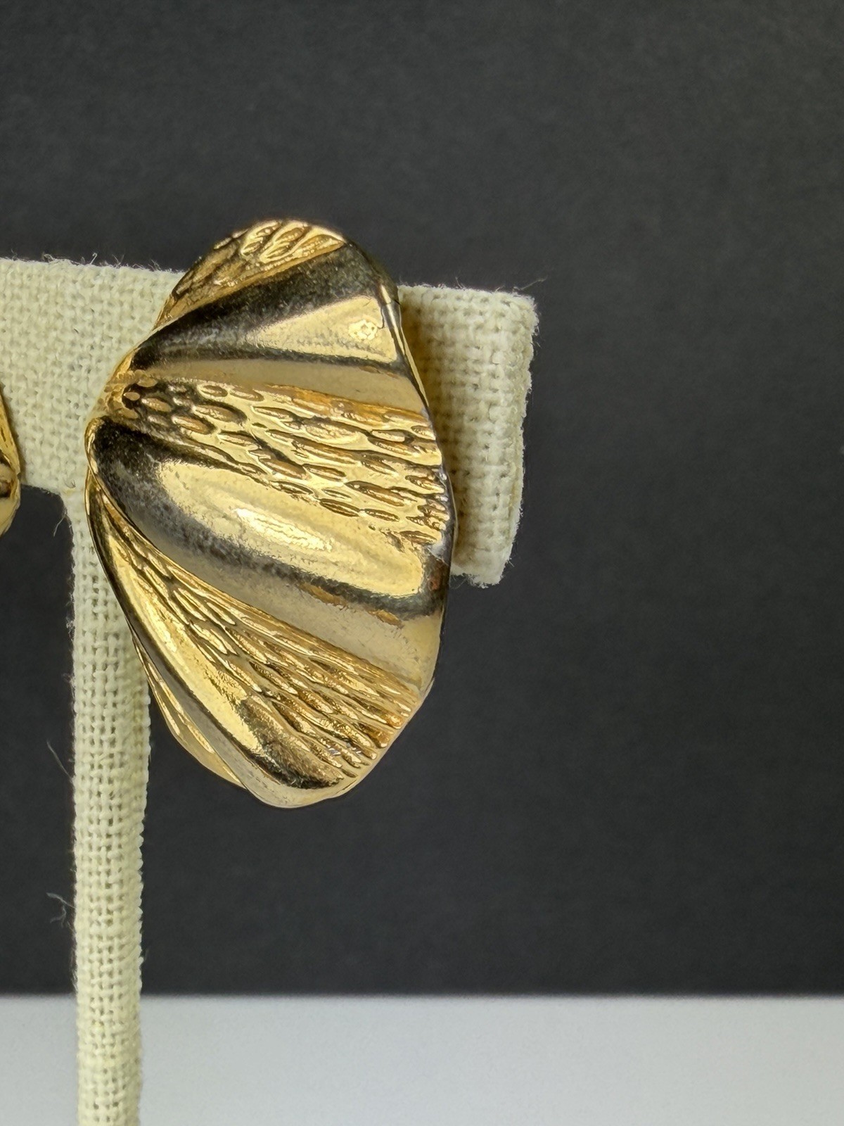 Vintage Gay Boyer Gold Tone Shell Clip Earrings Circa 1980’s Made in USA