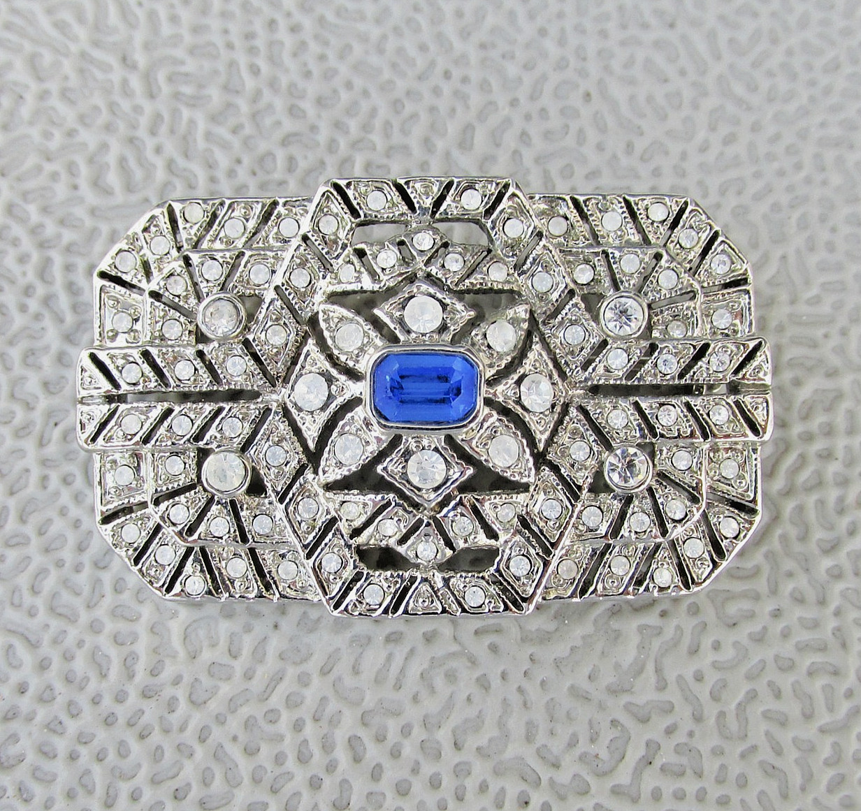 Vintage Art Deco Silver Tone Sapphire Blue & Crystal Rhinestone Brooch Pin