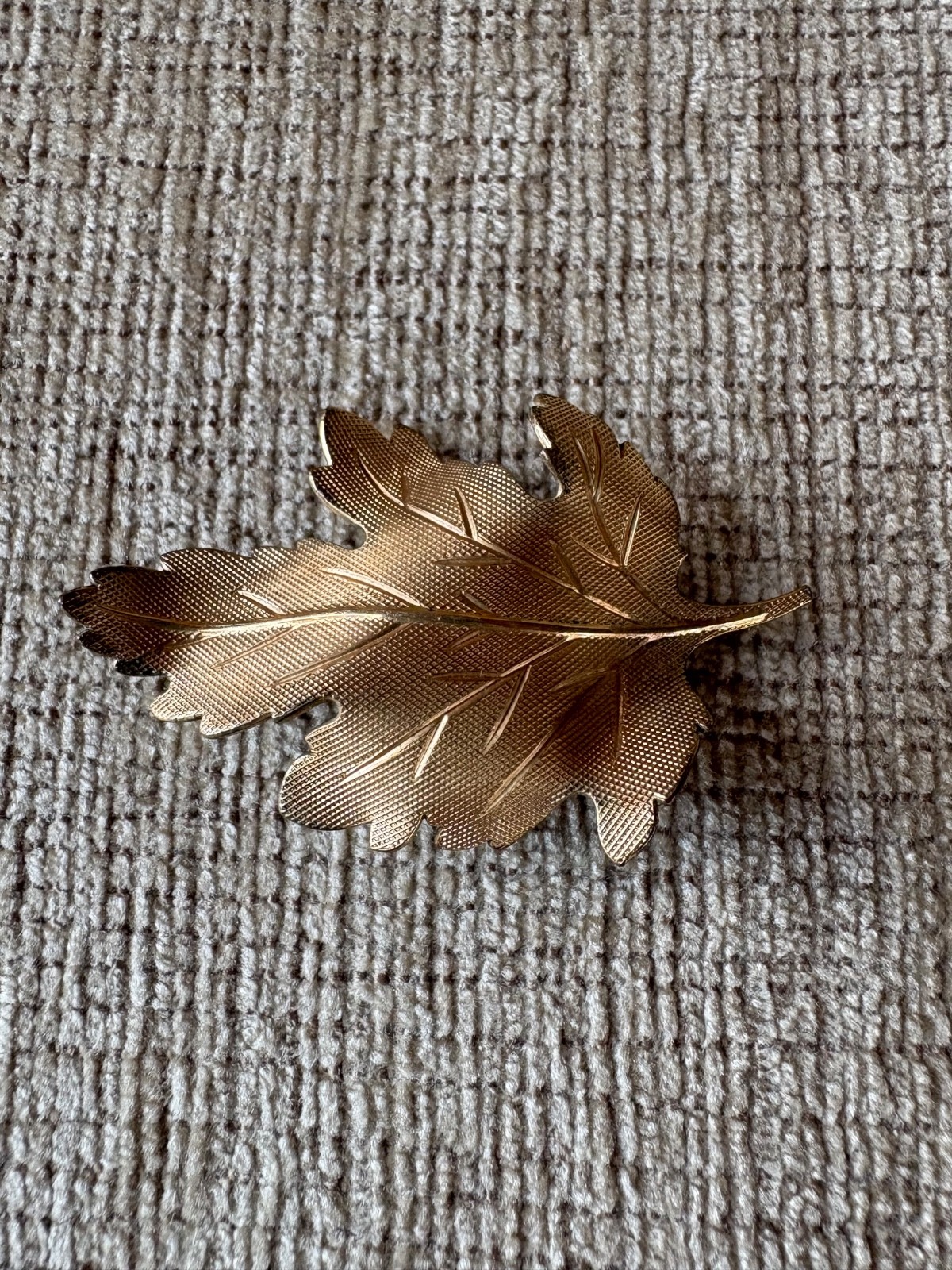 Vintage Winard Leaf Brooch/pin, 1/20 12k gold filled, approx 2”, nice