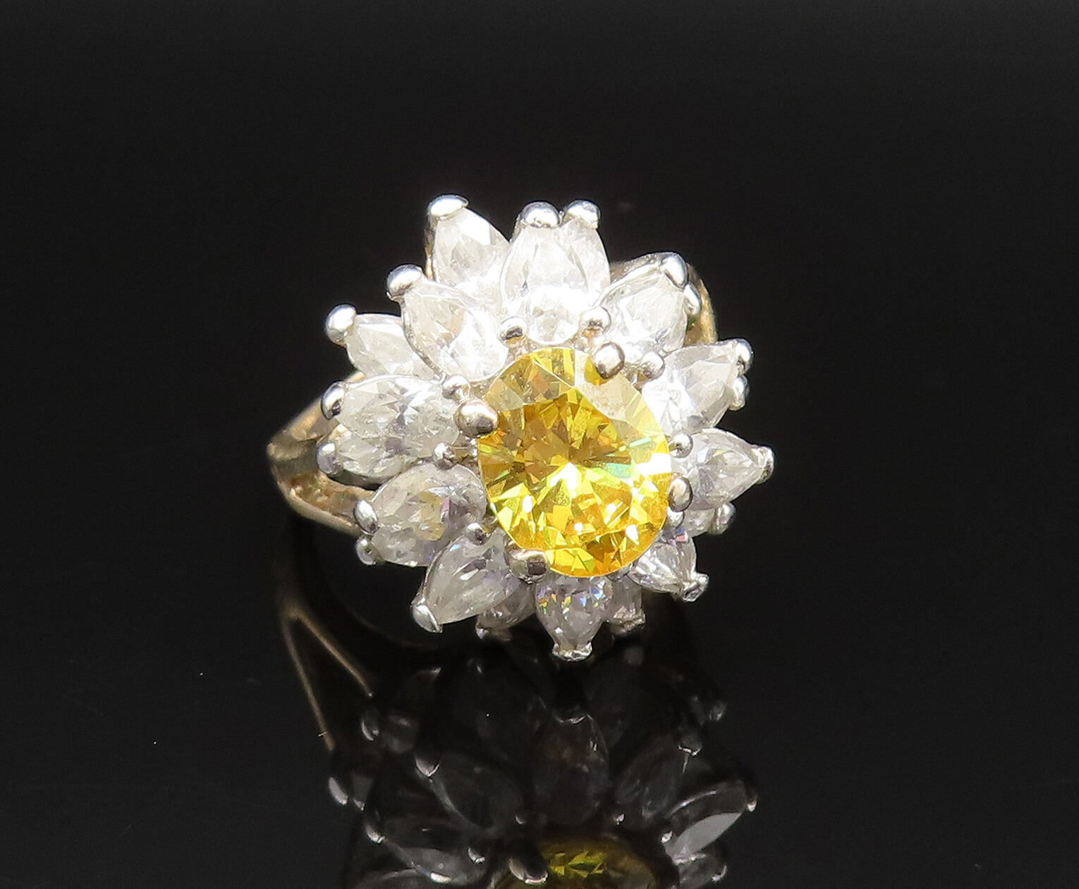 925 Sterling Silver Vintage Citrine & Cubic Zirconia Flower Ring Sz 7.5 RG25496