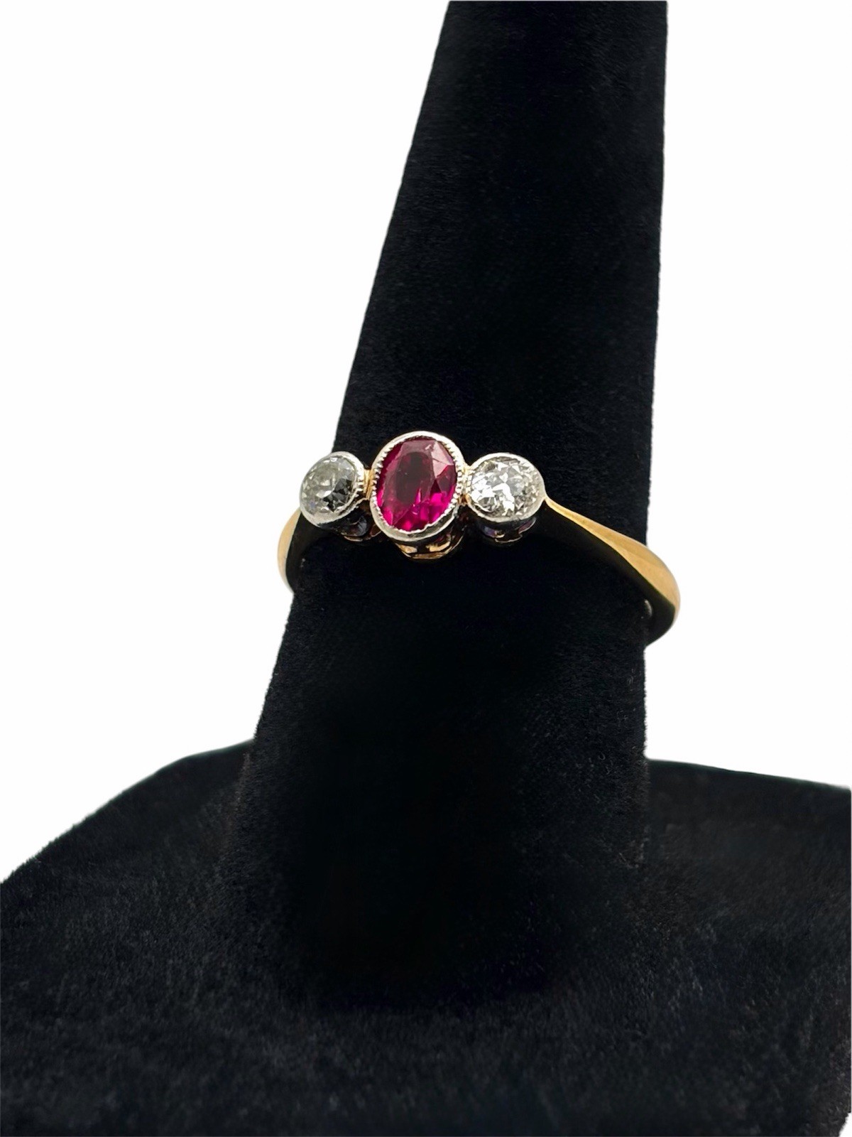 Antique Edwardian 18K Gold 3 Stone Ruby & Old European Cut Diamond Ring Size 6.5