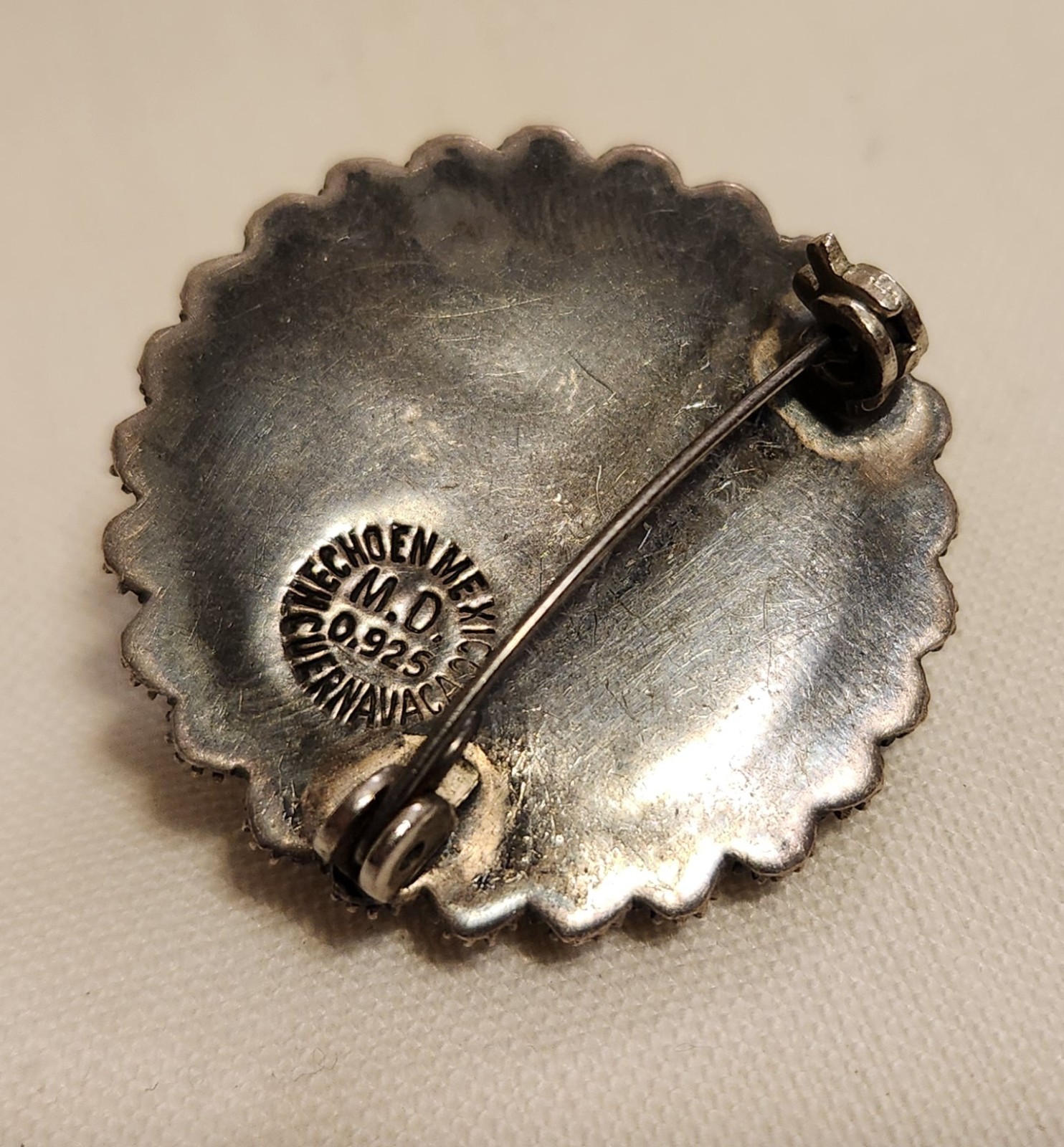 Vintage 925 Sterling Silver Cannetille Style Mexico M.D. Artist Signed Brooch