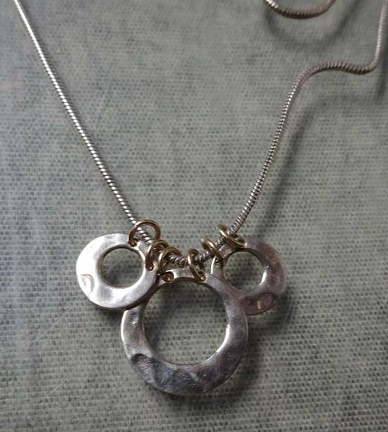 Dainty Vintage Sterling Silver 20″ Necklace w/ Dangly Hammered Circle s Pendants