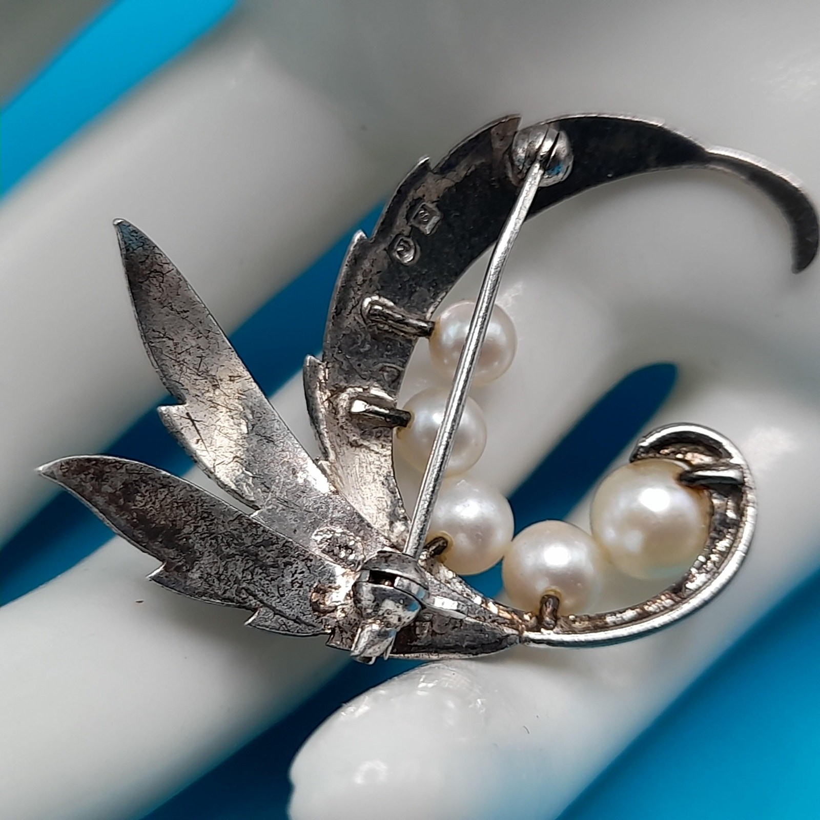 Mikimoto Sterling Silver Akoya Pearl Brooch 1950s Leaves Design Vintage