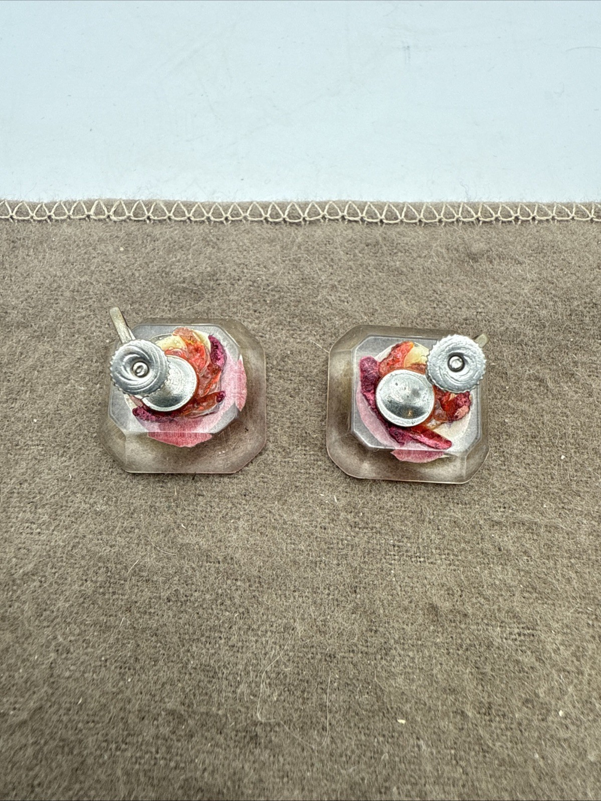 Vintage Reverse Carved Pansy Lucite Screw On Back Earrings