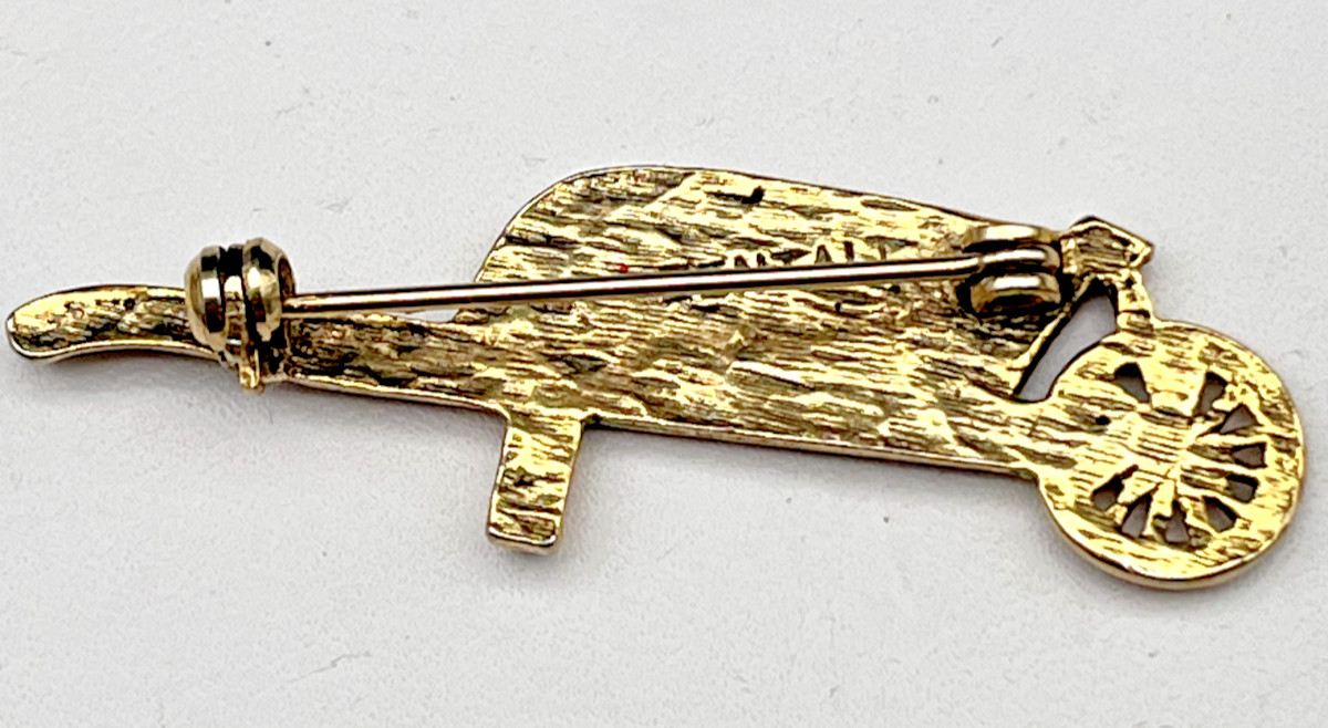 Vintage Designer Signed Robert ZENTALL Wheel Barrow Cart Gold Tone Brooch – NY