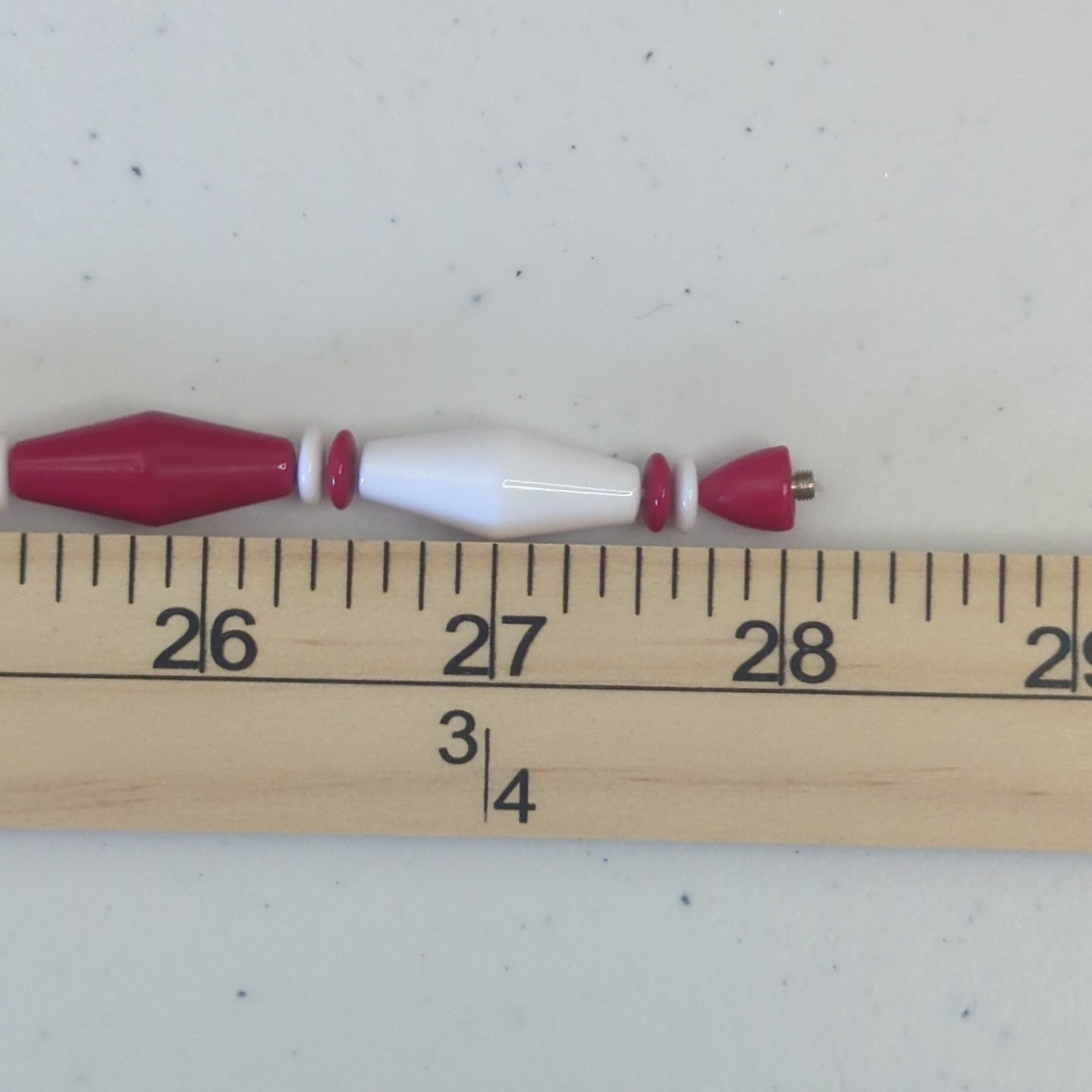 Vintage Avon Red White Acrylic Bi-Cone Beaded Necklace Retro Mod