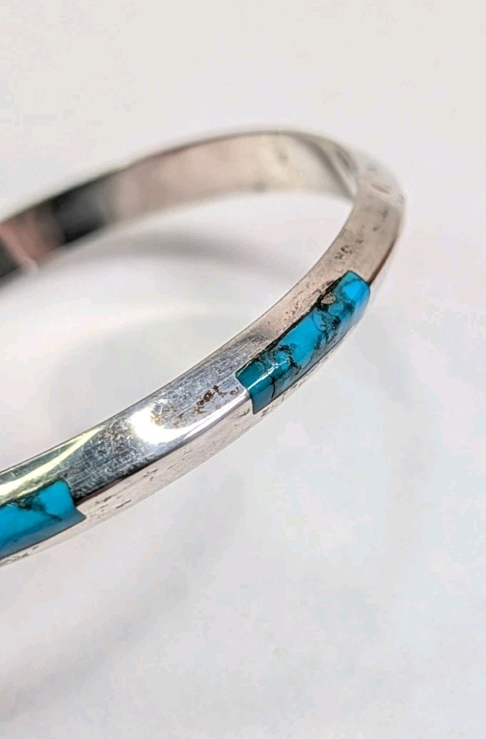 Vintage Turquoise Inlay Bangle Domed Sterling Silver Hinged Opening Size 7.25