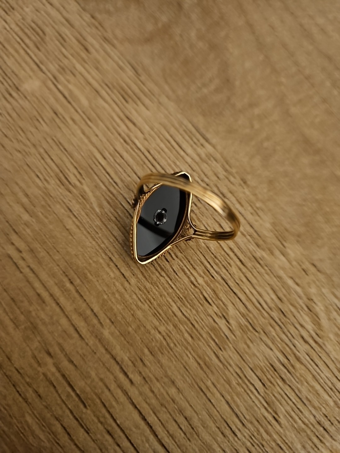 Vintage 80s Art Deco Marquise Onyx Diamond Ring