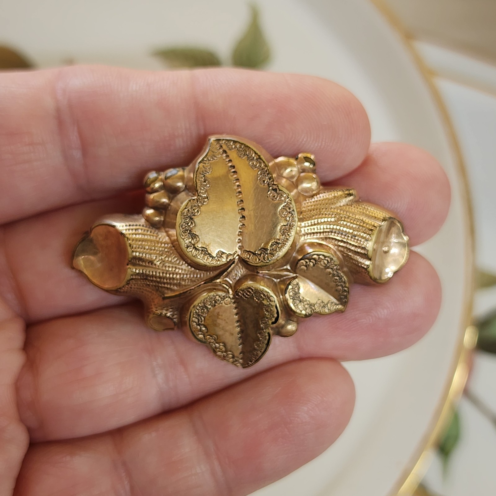Antique Victorian Era Repousse Goldtone Brooch Garden Log Ivy Brooch