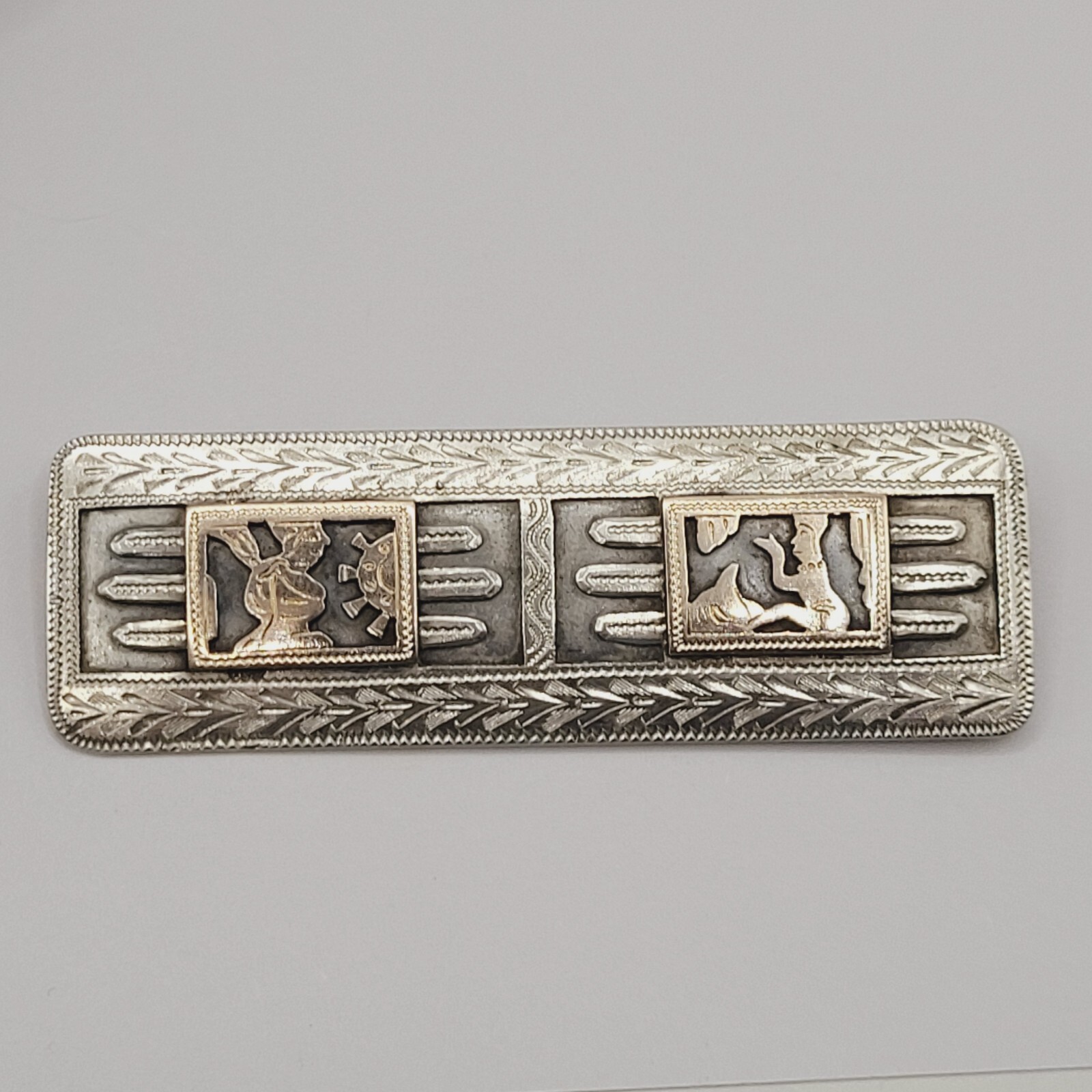 Guatemala Maya Mayan Relief Image Long Silver & Copper Tone Vintage Brooch Pin