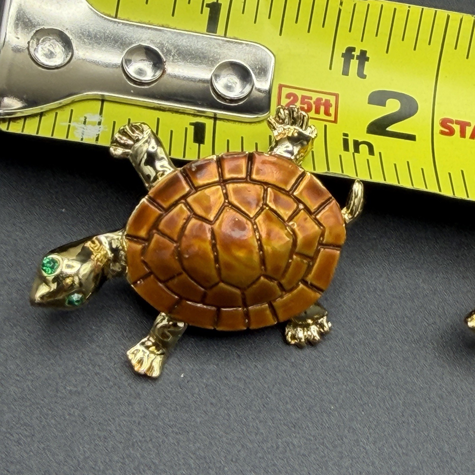 2 Vintage Turtles Brooch Enamel Gold tone metal Turtle Pin Jewelry Cream Orange