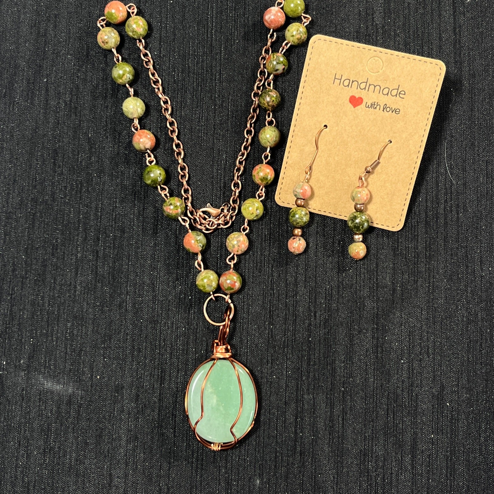Aventurine oval 1 1/4″ cabochon necklace pendant copper wire 20″ earrings