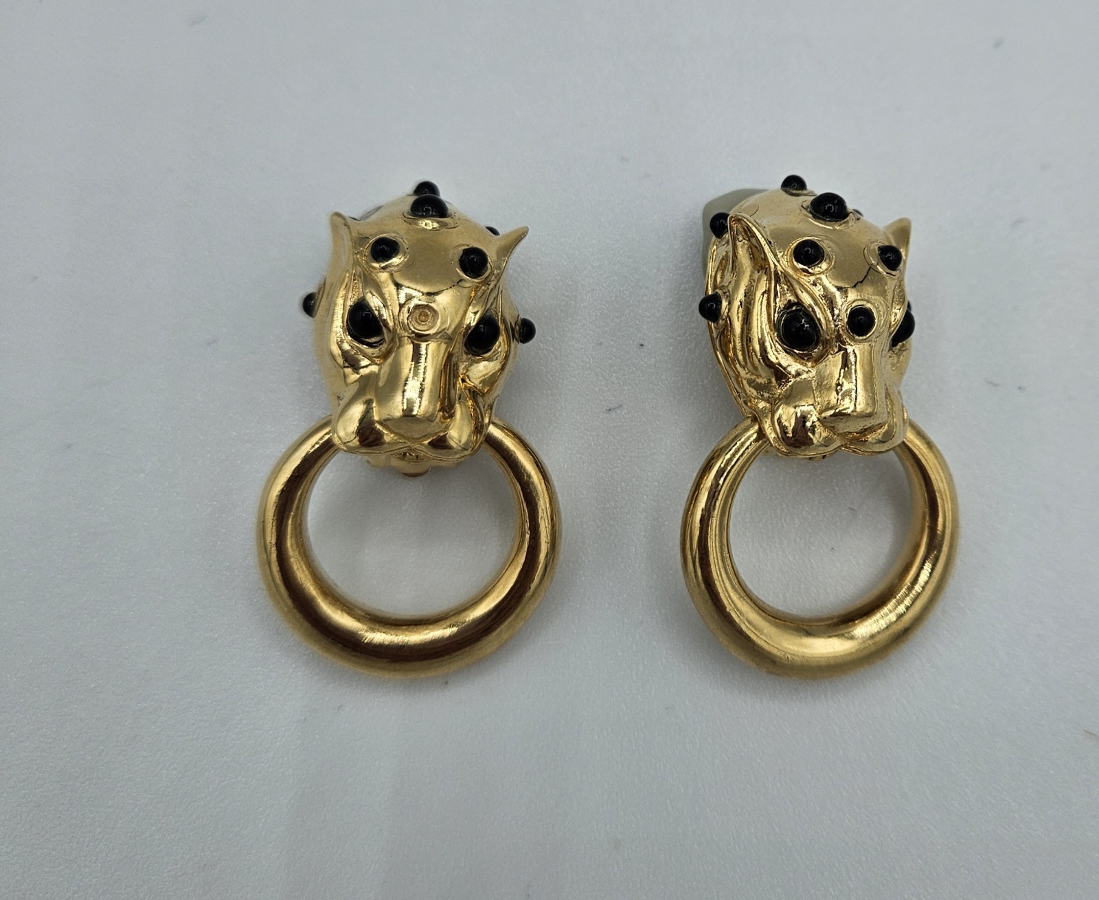 Ciner Door Knocker Gold Tone Clip On Leopard Earrings. Read Discription.