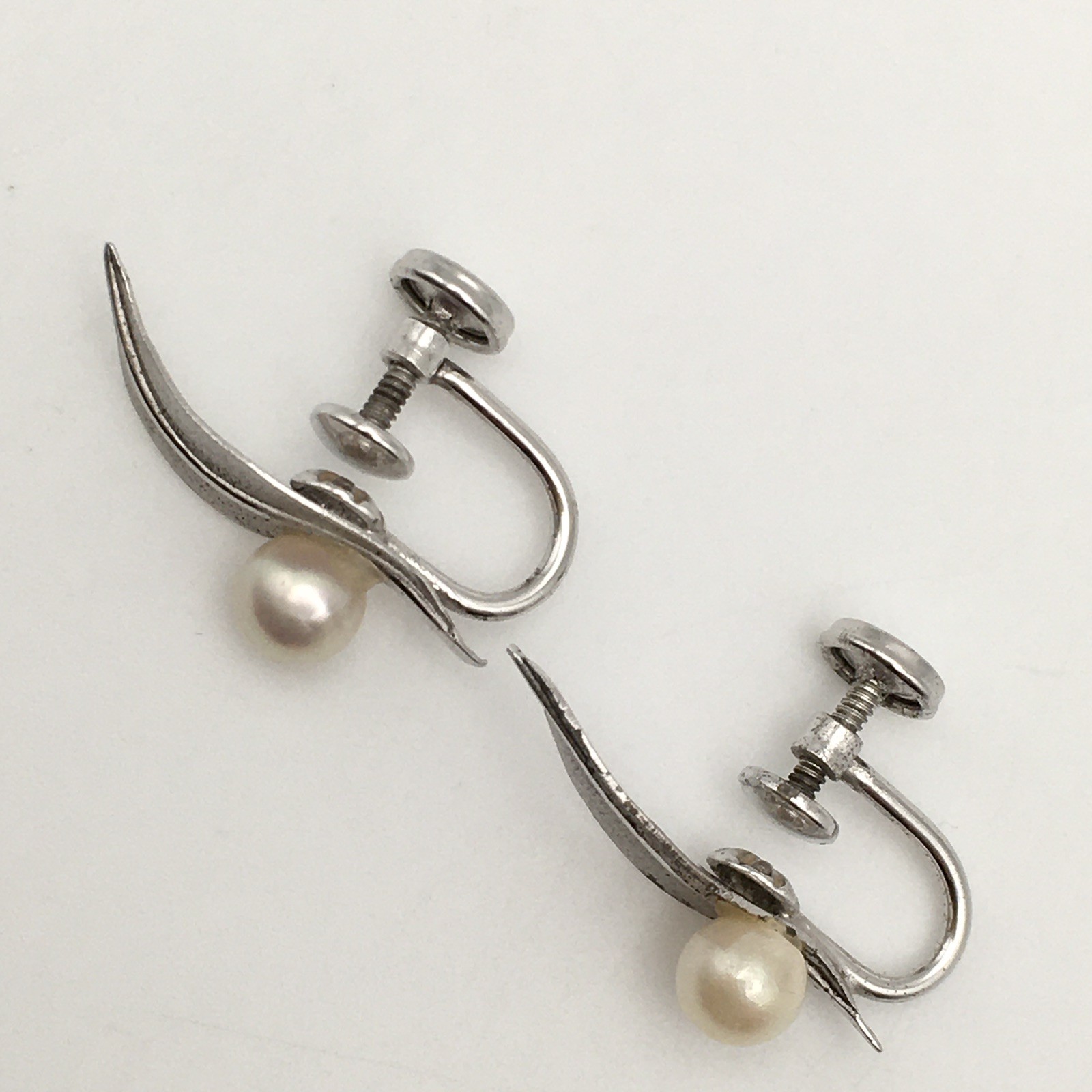 Vintage Sterling Silver Leaf Pearl Screw Back Earrings Marked Sterling 3g #90