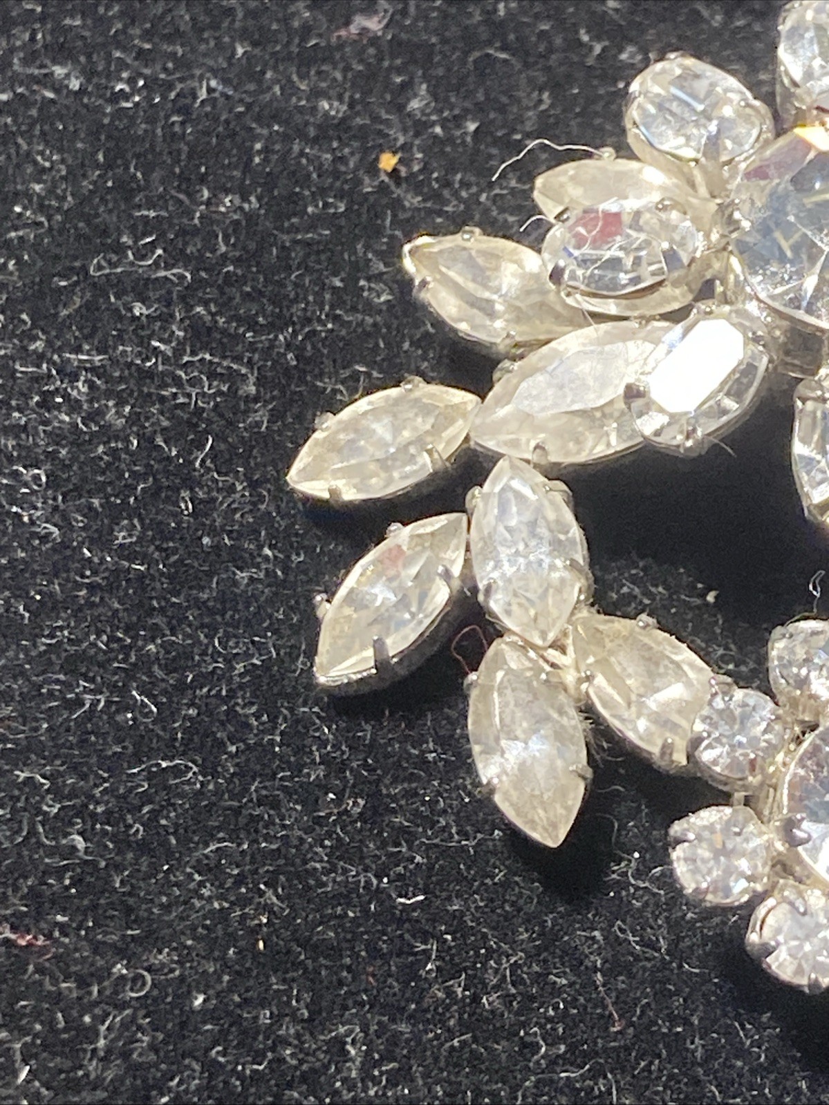 Rare c1950s Austria Crystal Clear Rhinestones Flower Burst 1.53″ Brooch Pin Old