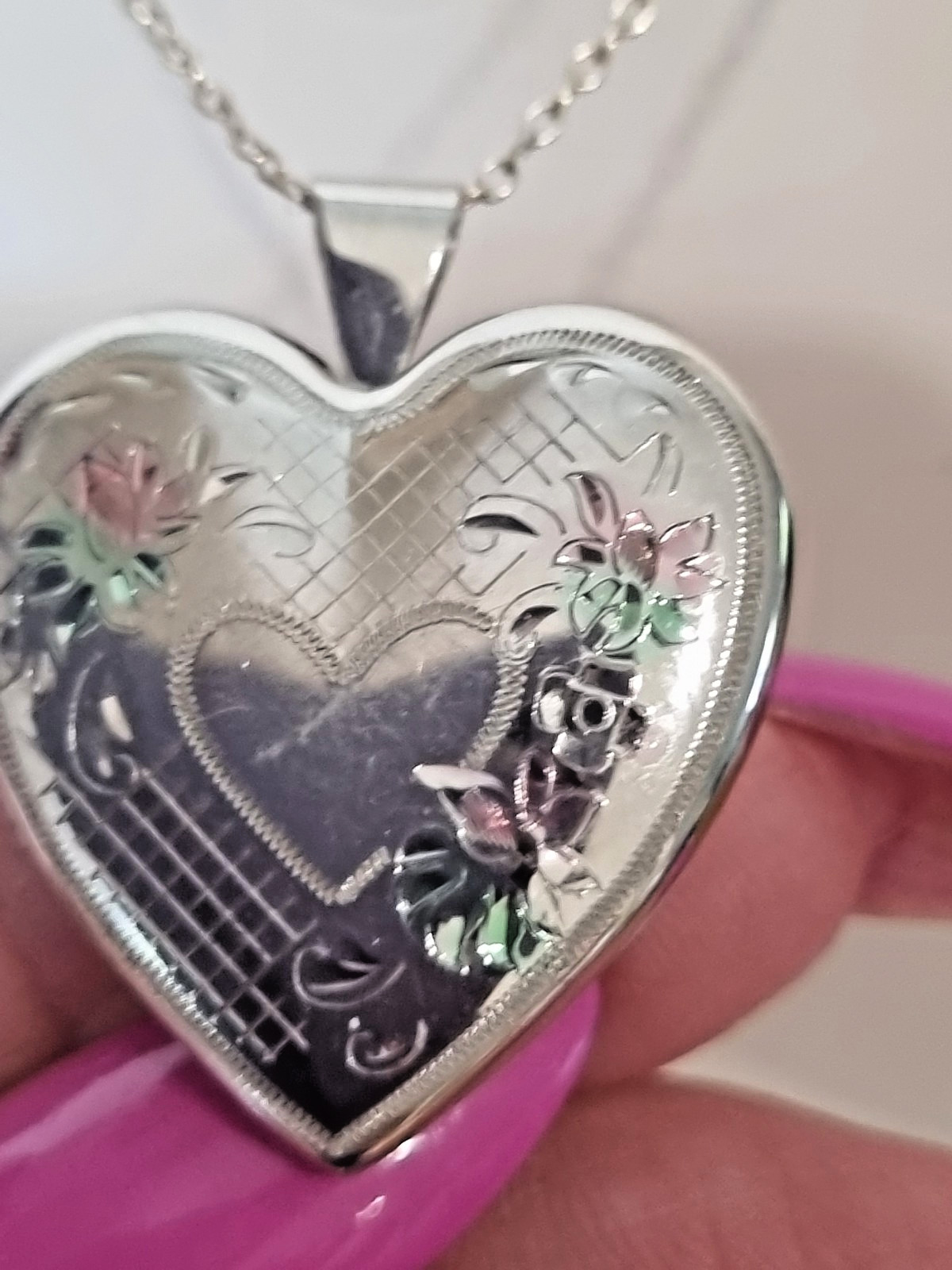 Vintage Sterling Silver Large Heart Rare 4 Photo Locket Chain USA made See Video