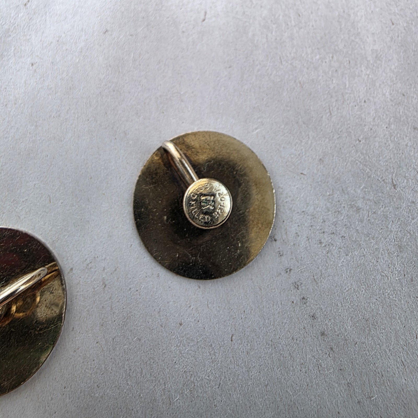 MK Monogram Screw Back Earrings Gold Filled 1″ Coin Round Old Money Signed Vtg