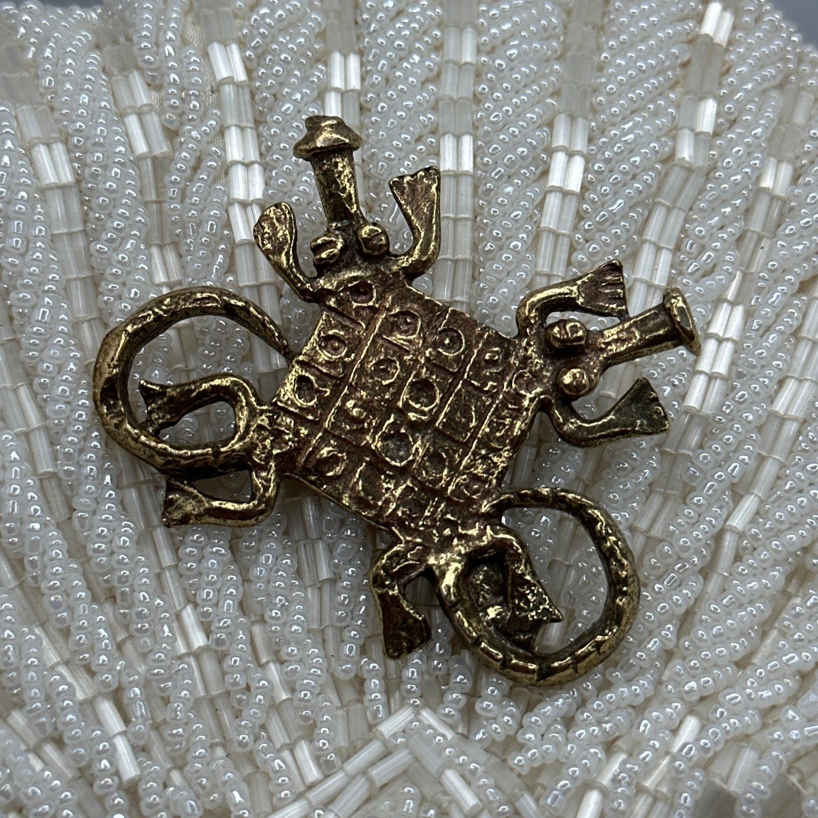 Rare vintage ALVA MUSEUM REPLICA gold tone aztec maya Alligator #89