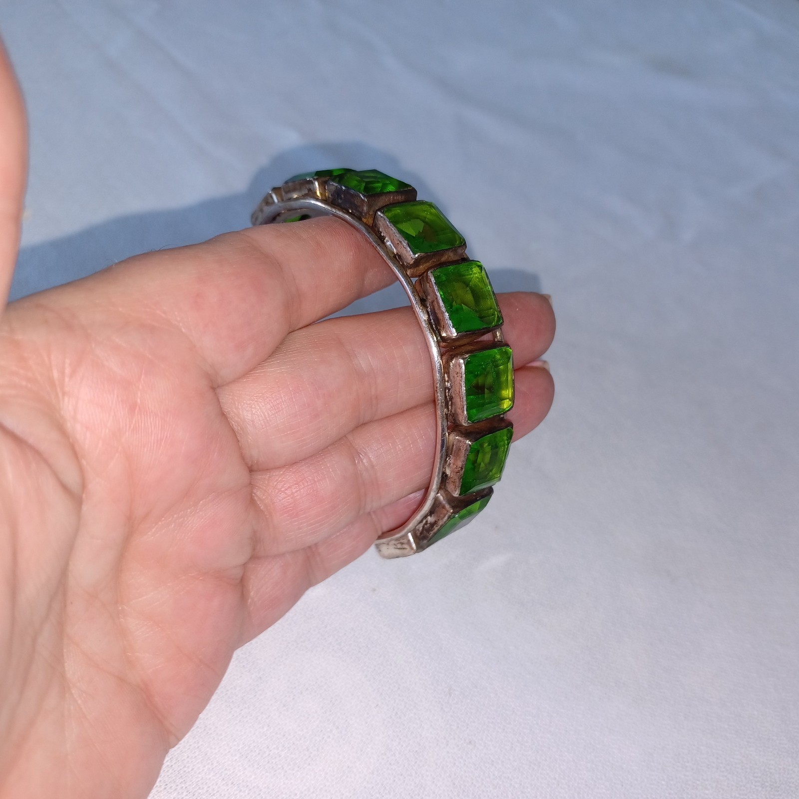 Vintage Sterling Artisan Bangle Bracelet Lge. Lime Green Square Stones 7.75″ Adj