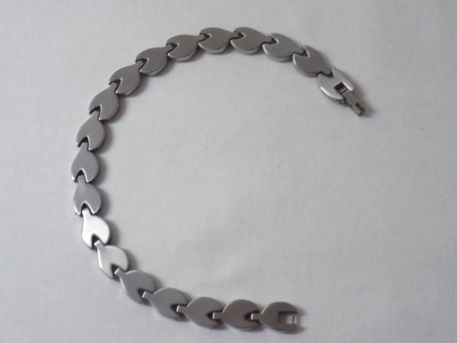 Vintage Titanium Gold Silver Tone Satin Finish Eight Inch Bracelet
