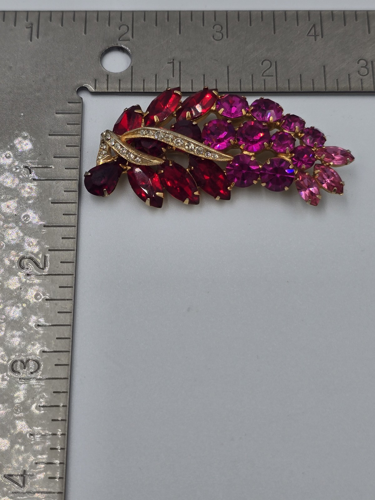 Vintage Rhinestone Brooch Red Pink Fuchsia Gold Tone Leaf Cluster Unsigned D&E?