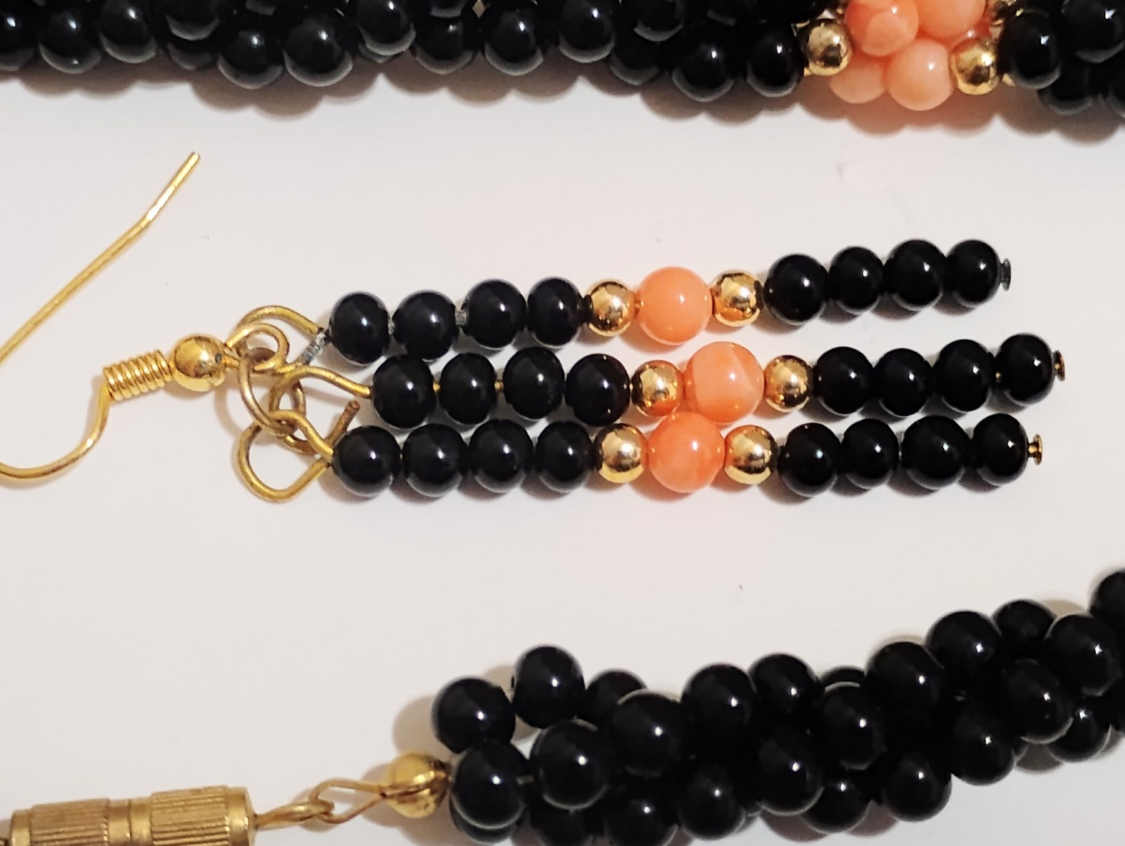 Vintage Black Onyx & Coral Necklace & Earrings Set Twisted Rope Pierced Dangle