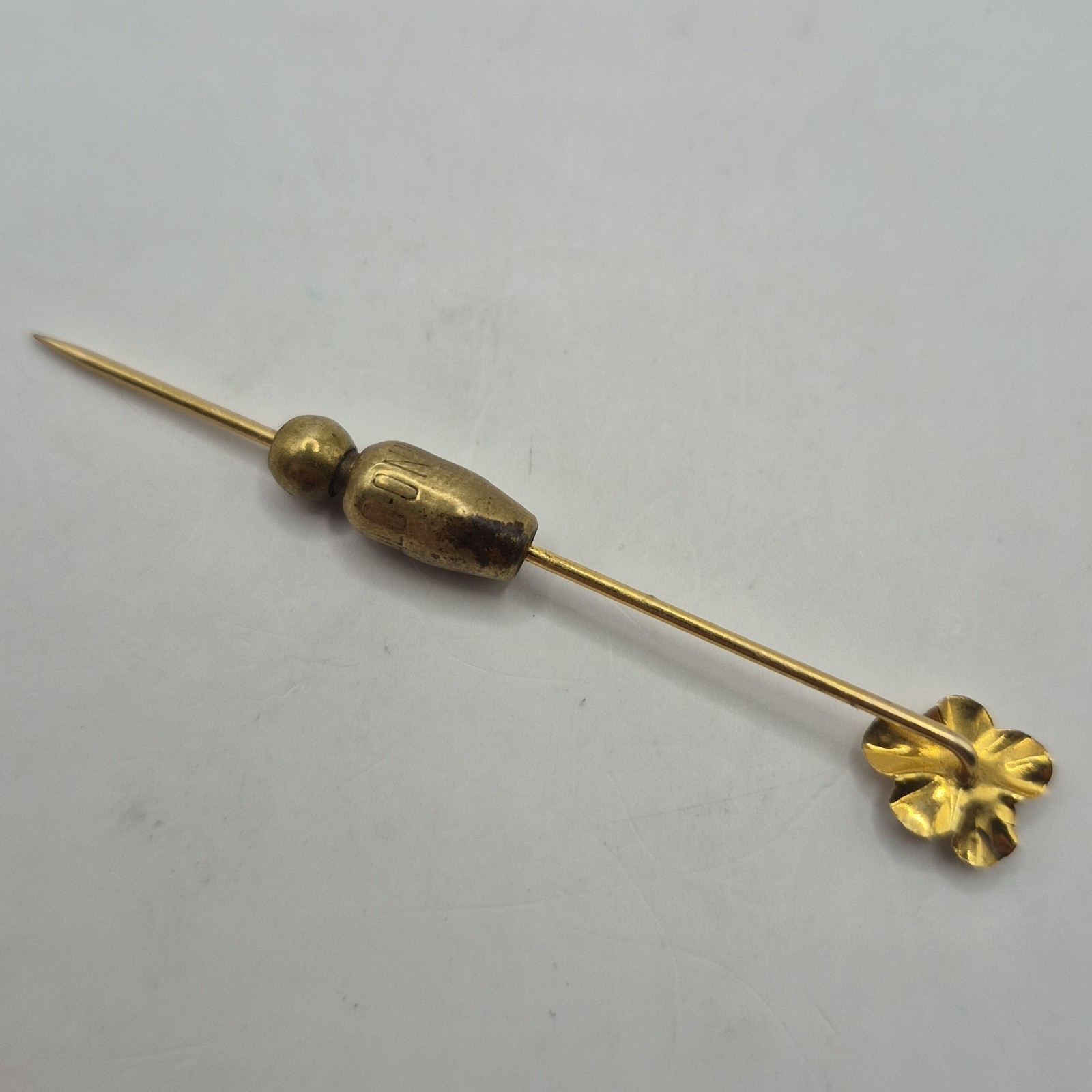 Vintage Yellow Gold Filled GF Unmarked Leaf Flower Rhinestone Stick Lapel Pin