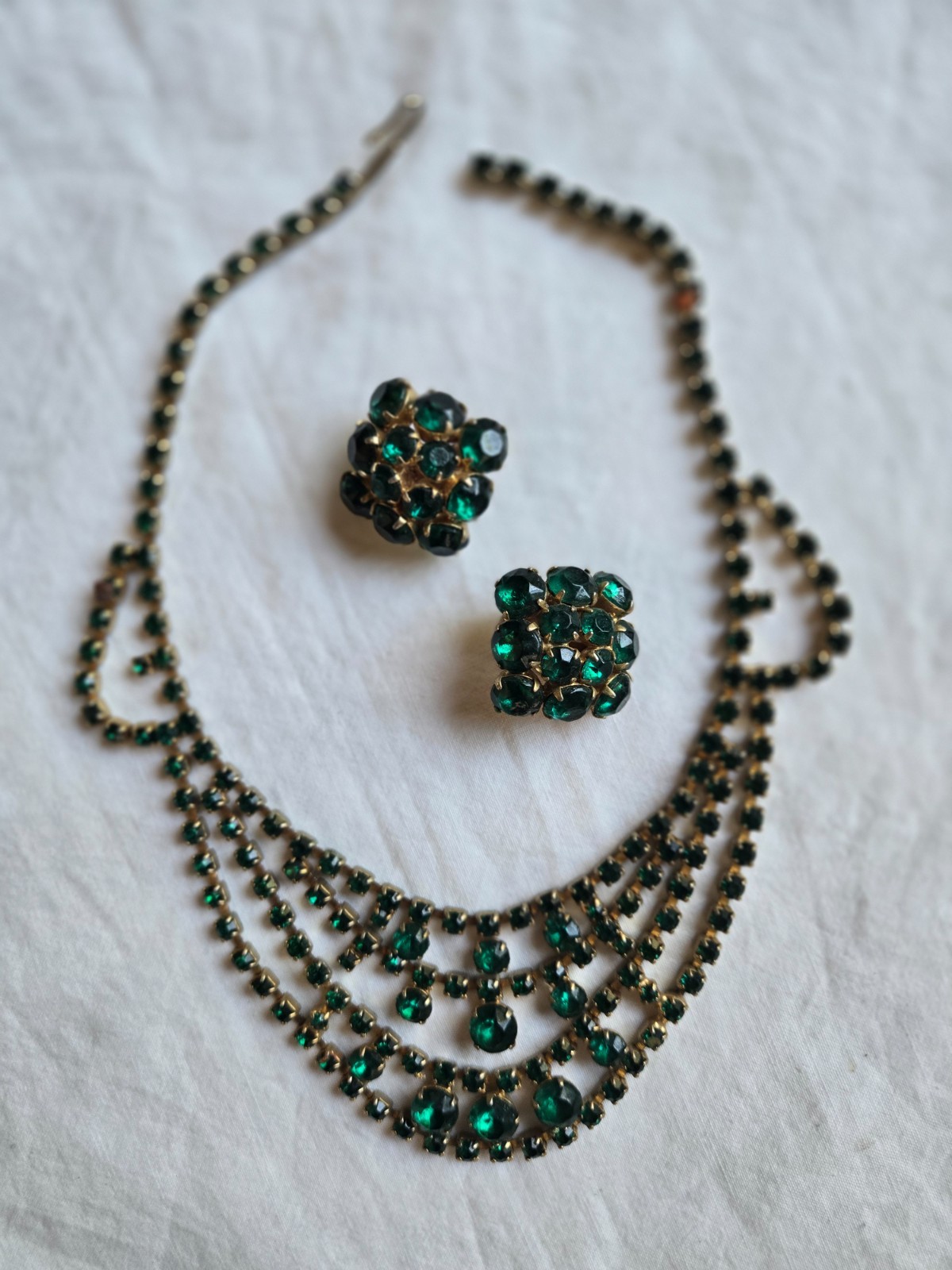 Vintage Emerald Green Rhinestone Festoon Costume Jewelry set # DD