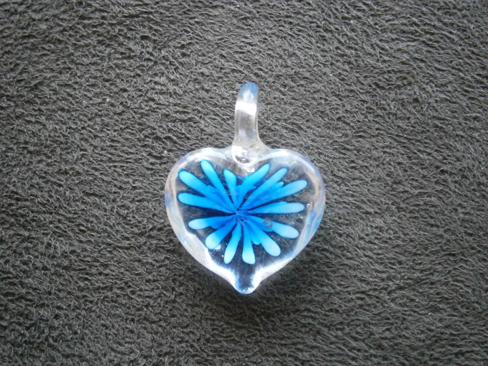 Handblown Blue Flower in Heart Vintage Glass Pendant 3.3g