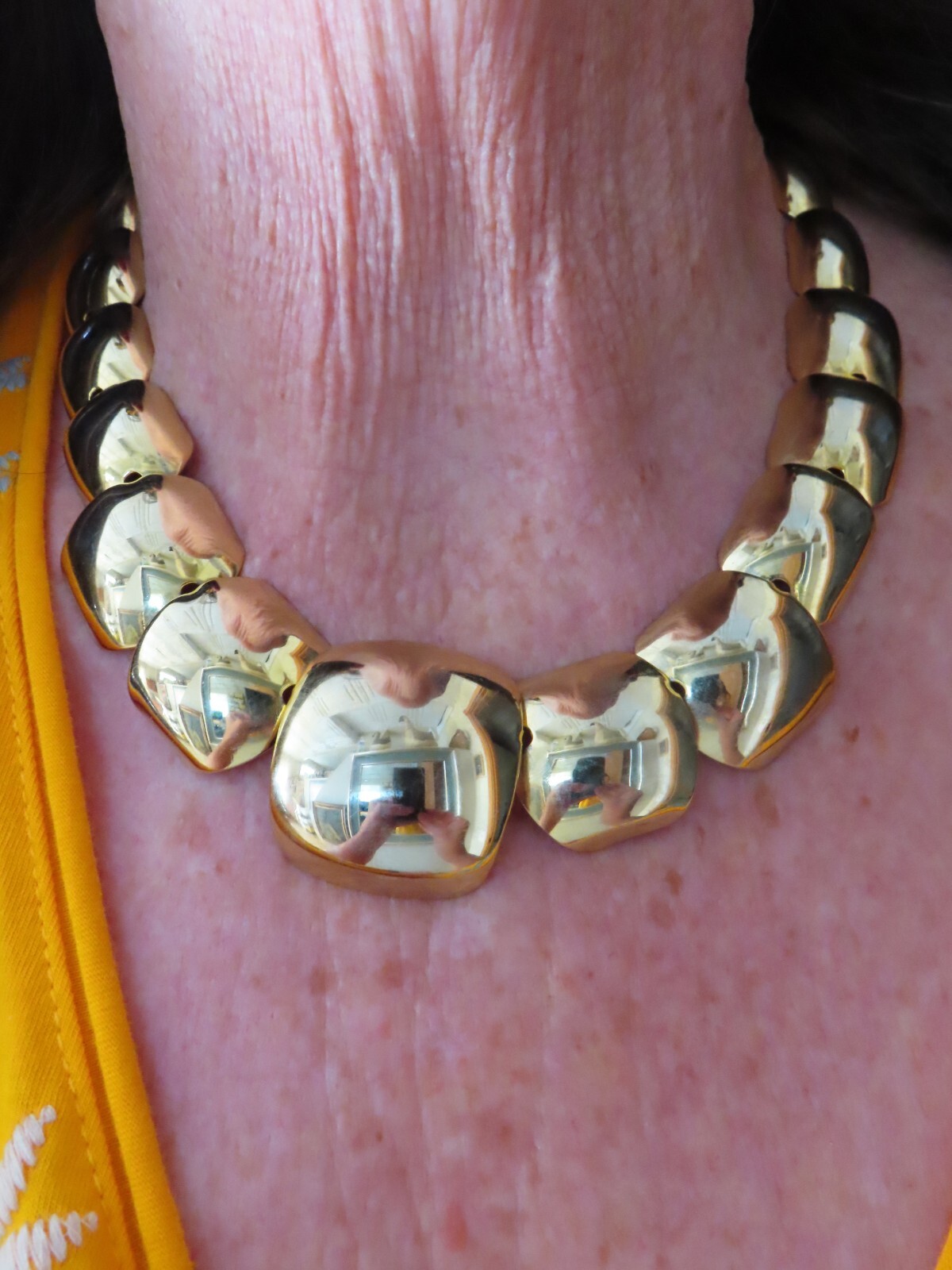 Vintage Gold Tone Shiny Finish Statement Necklace