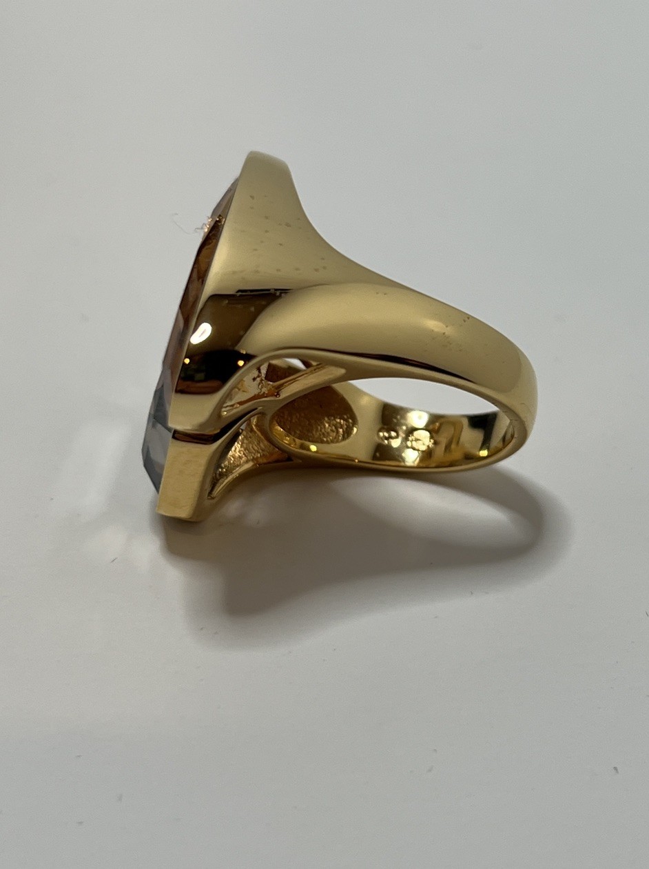 Large Swarovski Swan Faceted Topaz Crystals Cocktail Ring Size 7 with Box