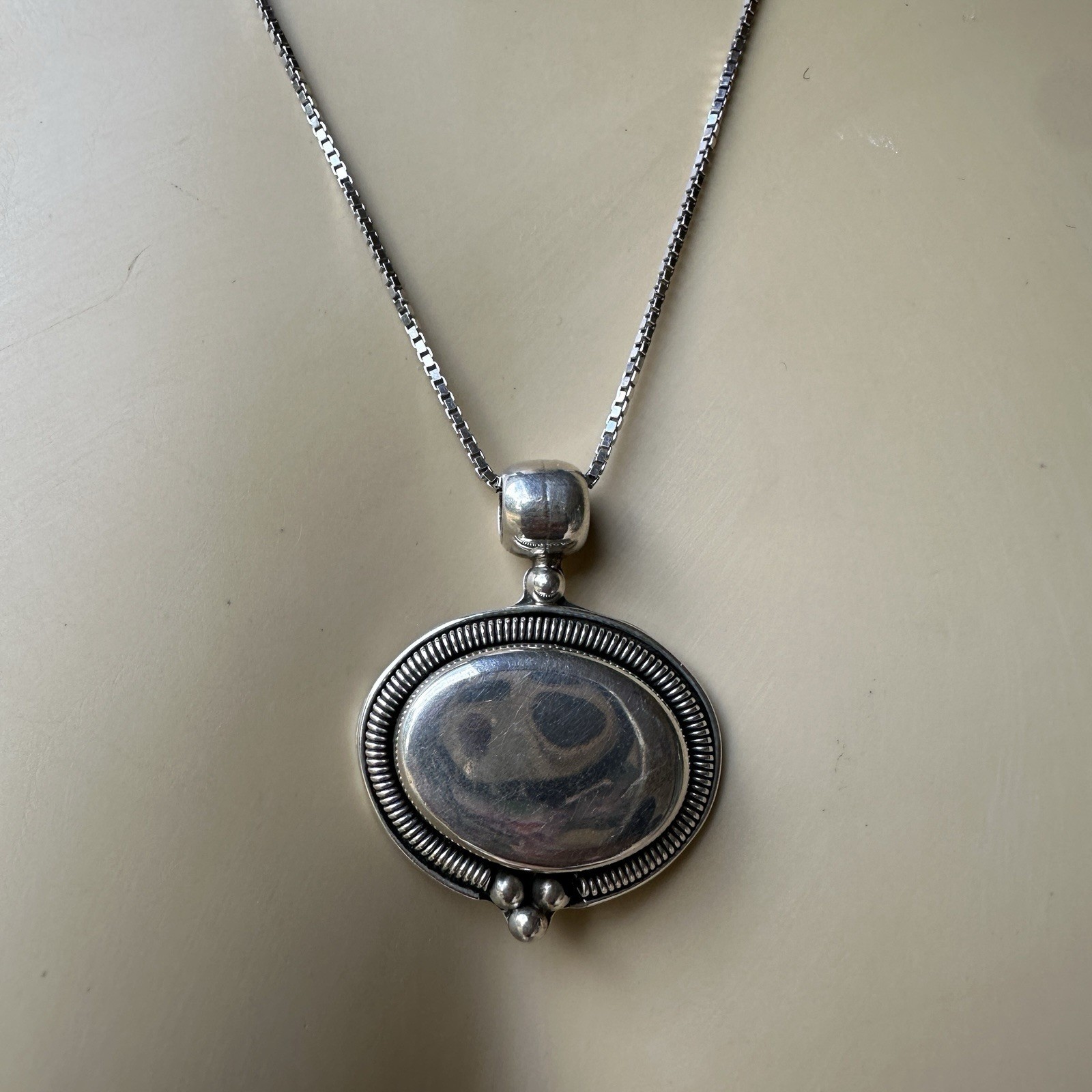 VTG ATI Mexico Pendant Necklace 19 Inch Dome Oval 925 Sterling Italy Chain 16.7g