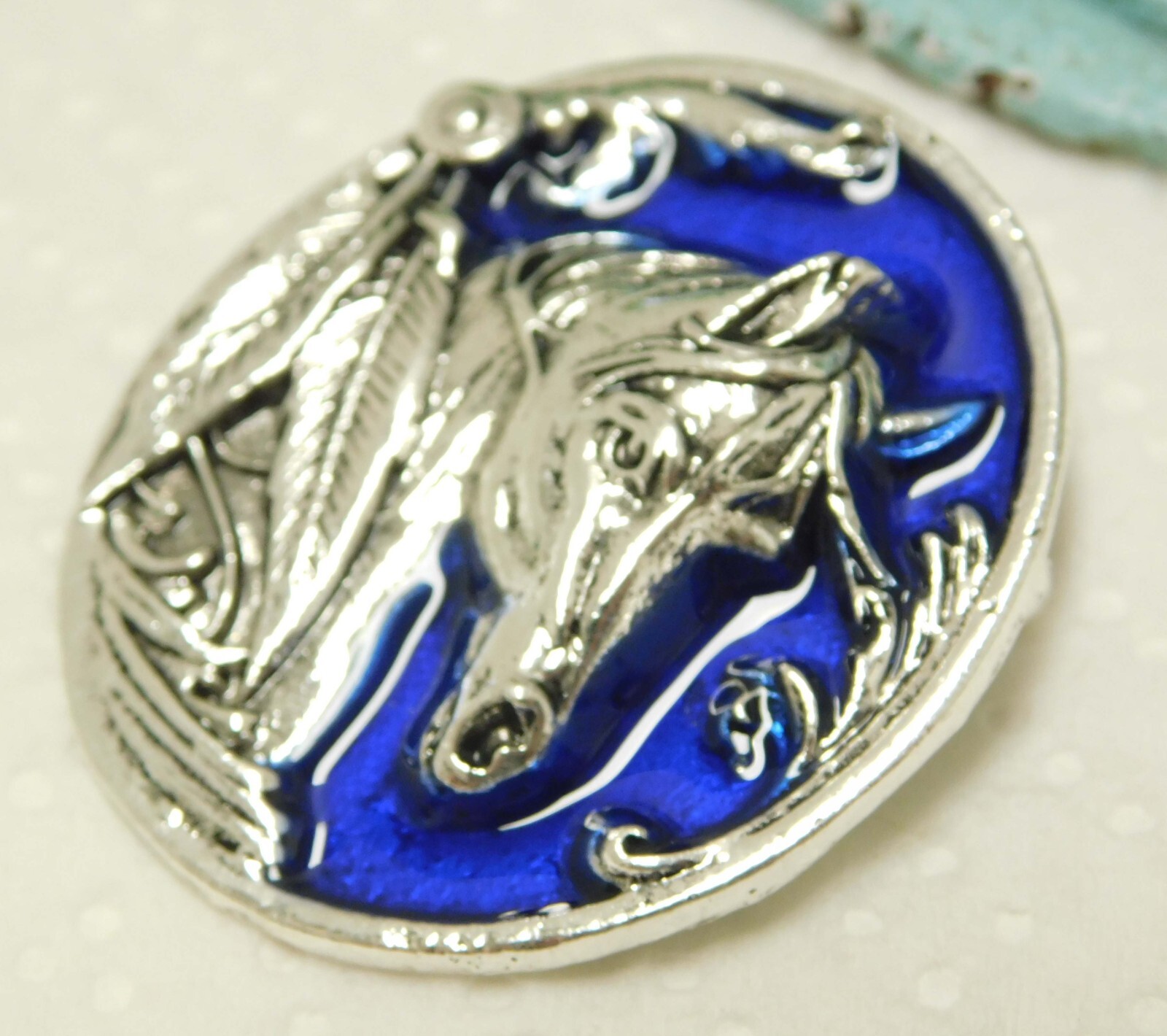 BLUE ENAMEL EAGLE FEATHER WESTERN HORSE DIMENSIONAL BROOCH PIN