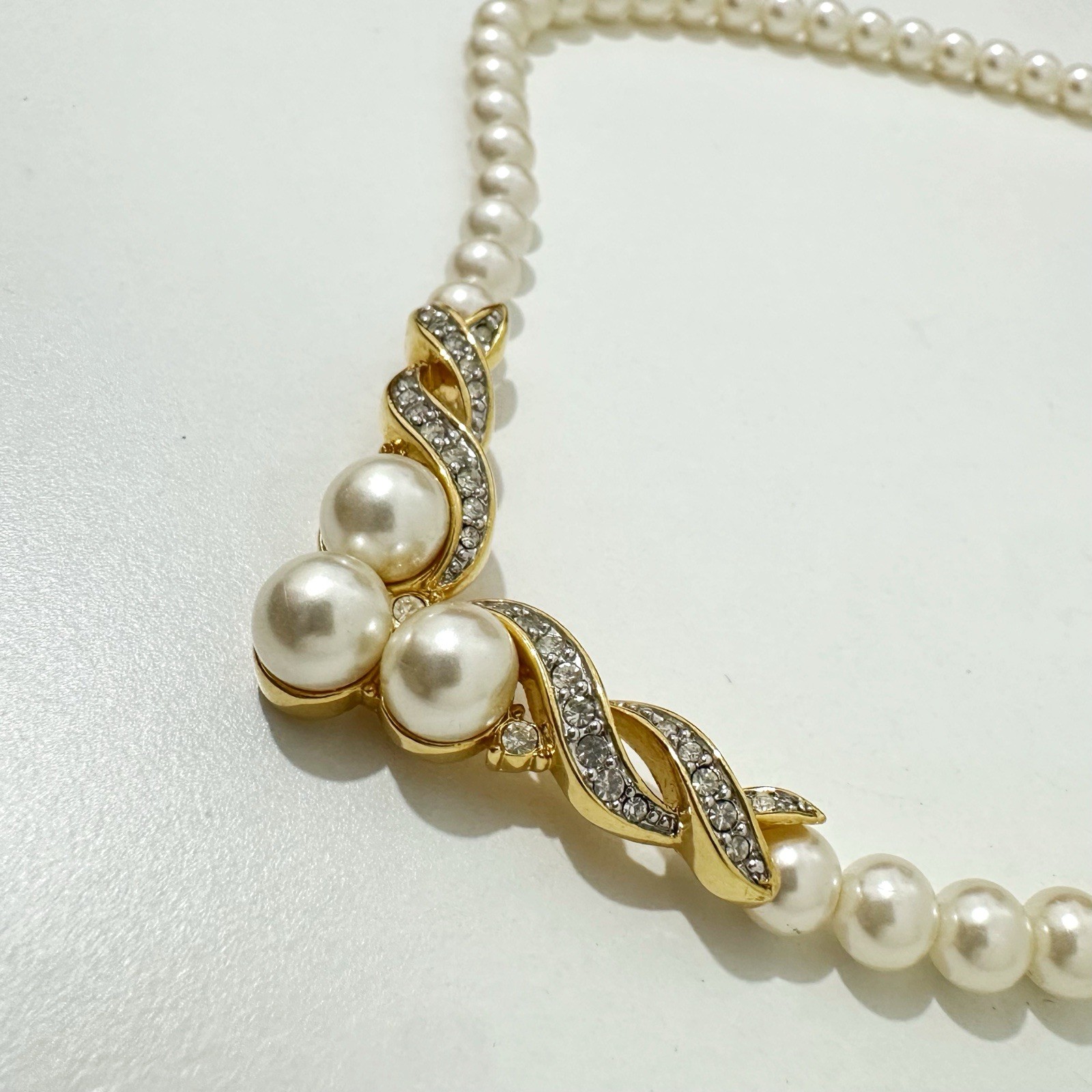 Vintage Faux Pearl Rhinestone Necklace Gold Tone Formal Bridal Wedding 45cm