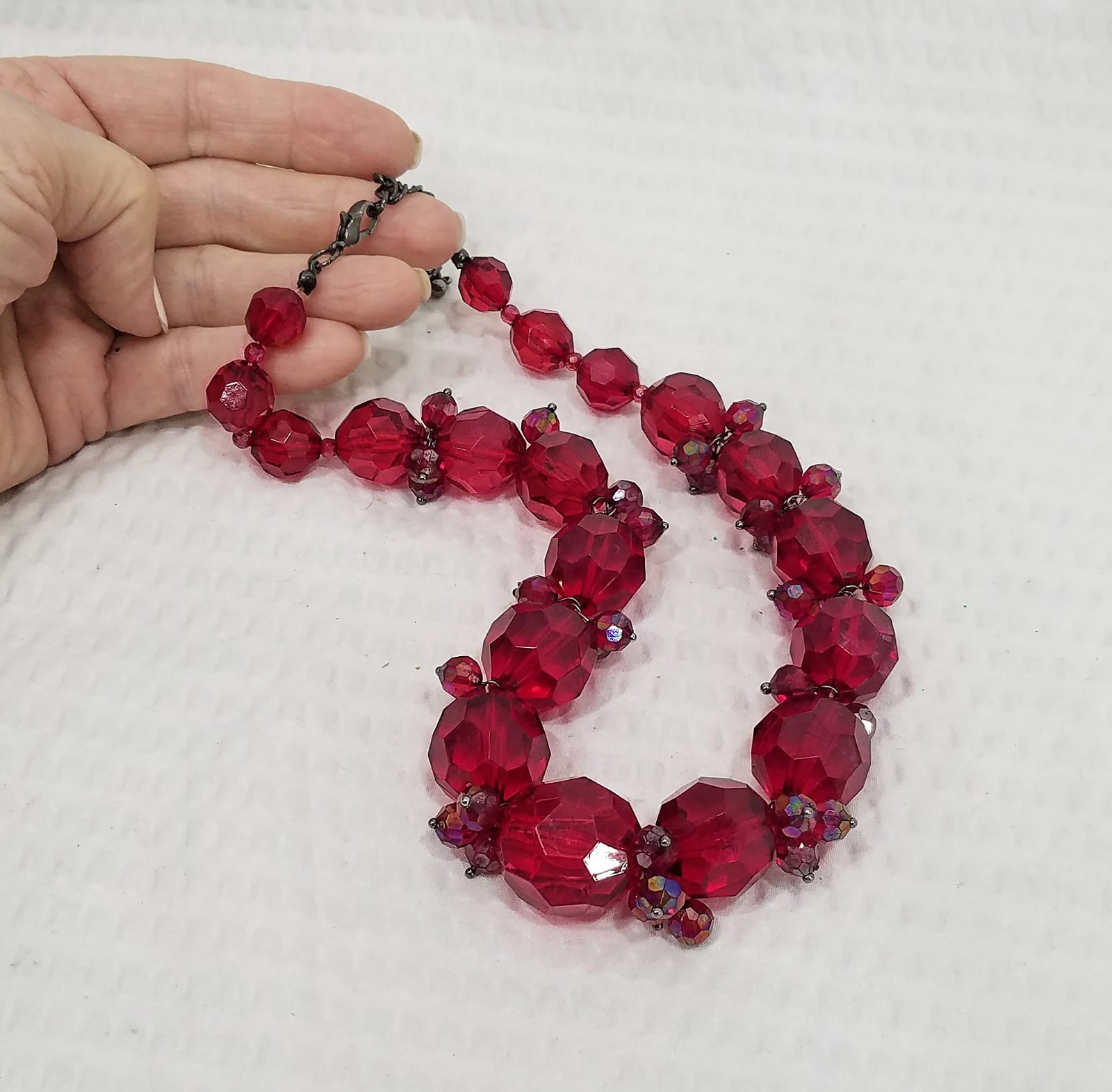 Vintage Chunky Lipstick Red Acrylic Crystal Cluster & Gunmetal Choker Necklace