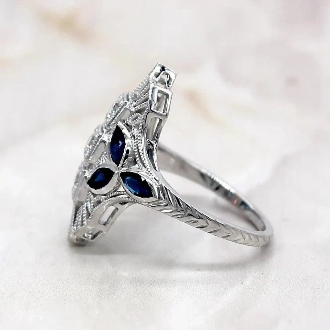 Edwardian 0.35CT Round Cut Three Stone Moissanite & Sapphire Dinner Wedding Ring