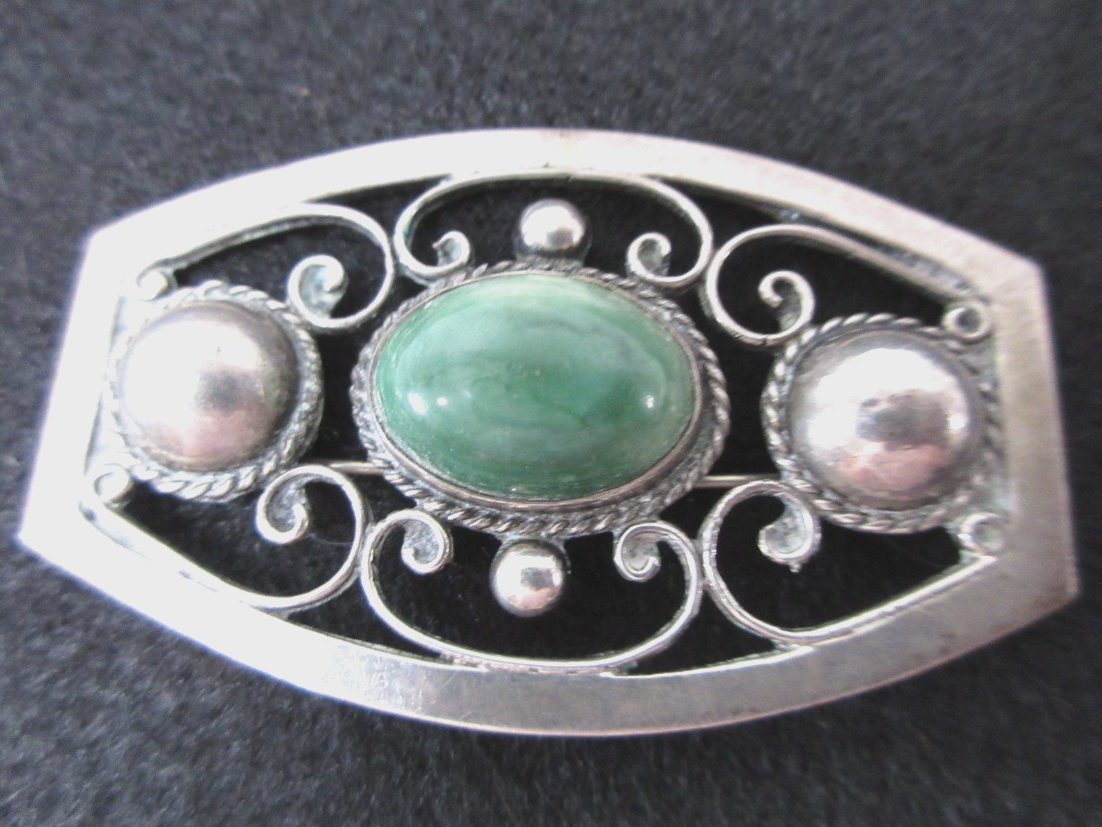 Antique Sterling Silver & Green Cabochon Stone Brooch Mexico Intaglio 980 NICE