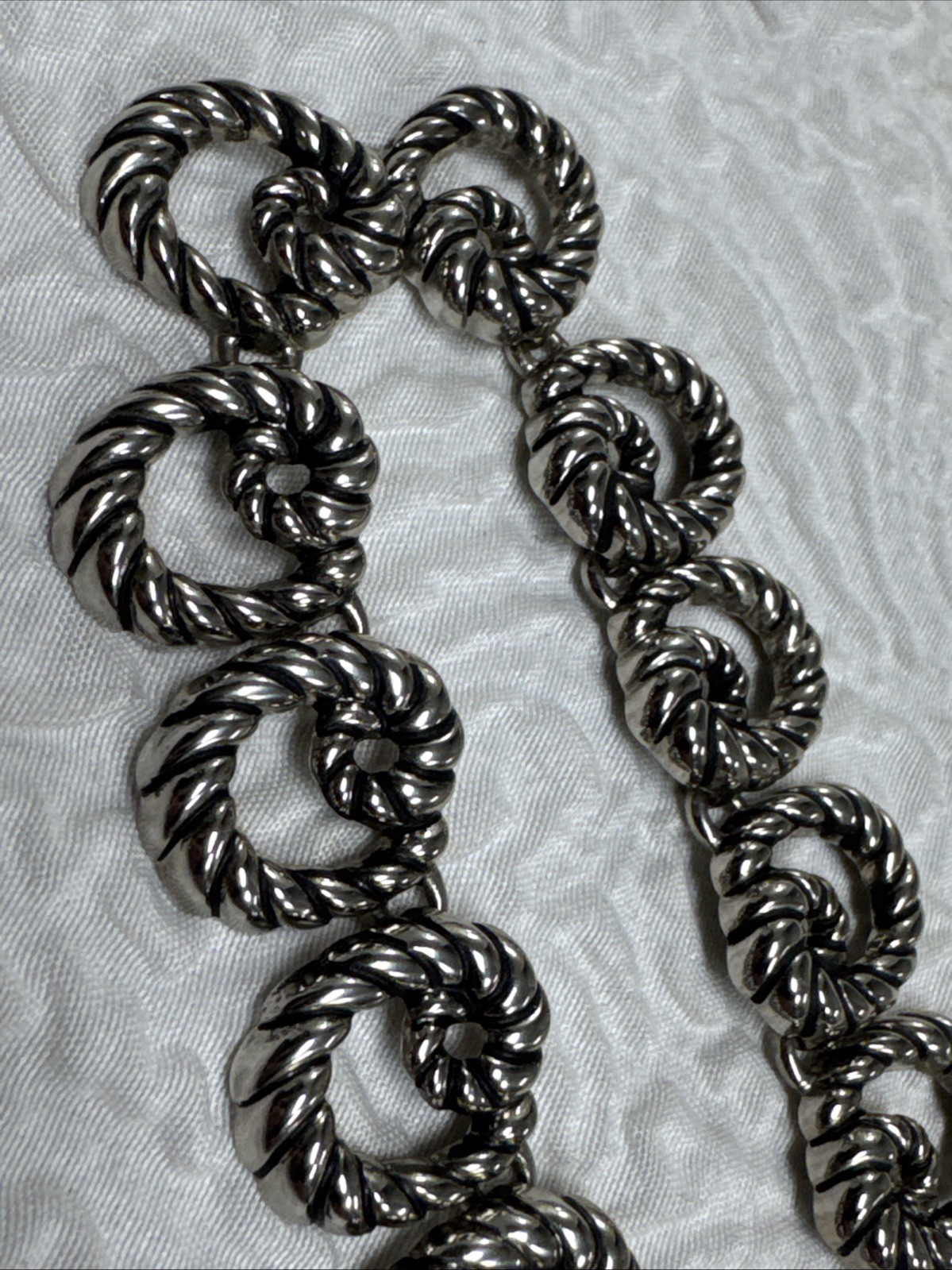Vintage Chunky Intertwined Silver Knot or Circular Braided Link 17” Necklace