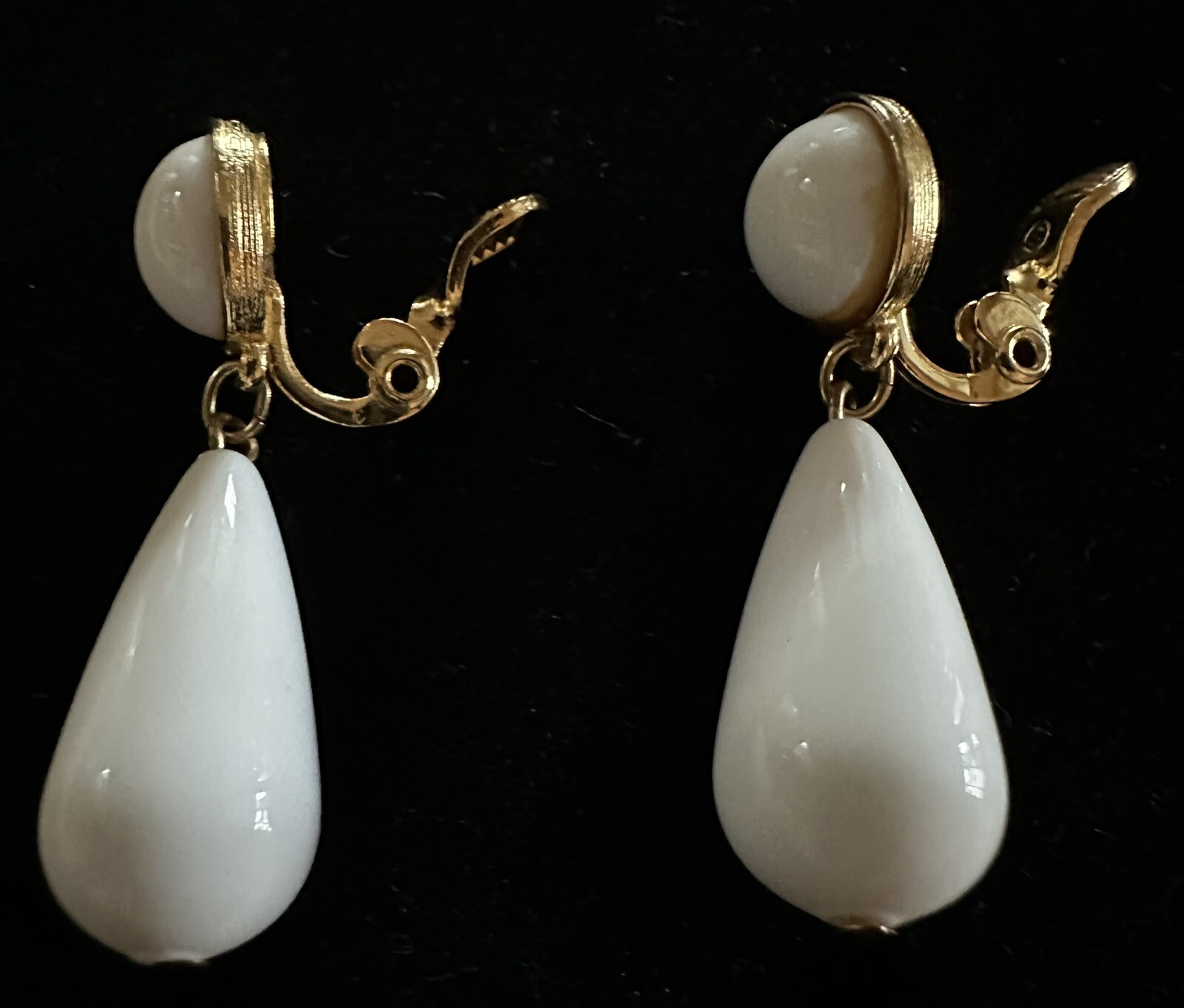 Vintage Monet White Lucite Round & Teardrop Dangle Earrings, Gold Tone Finish