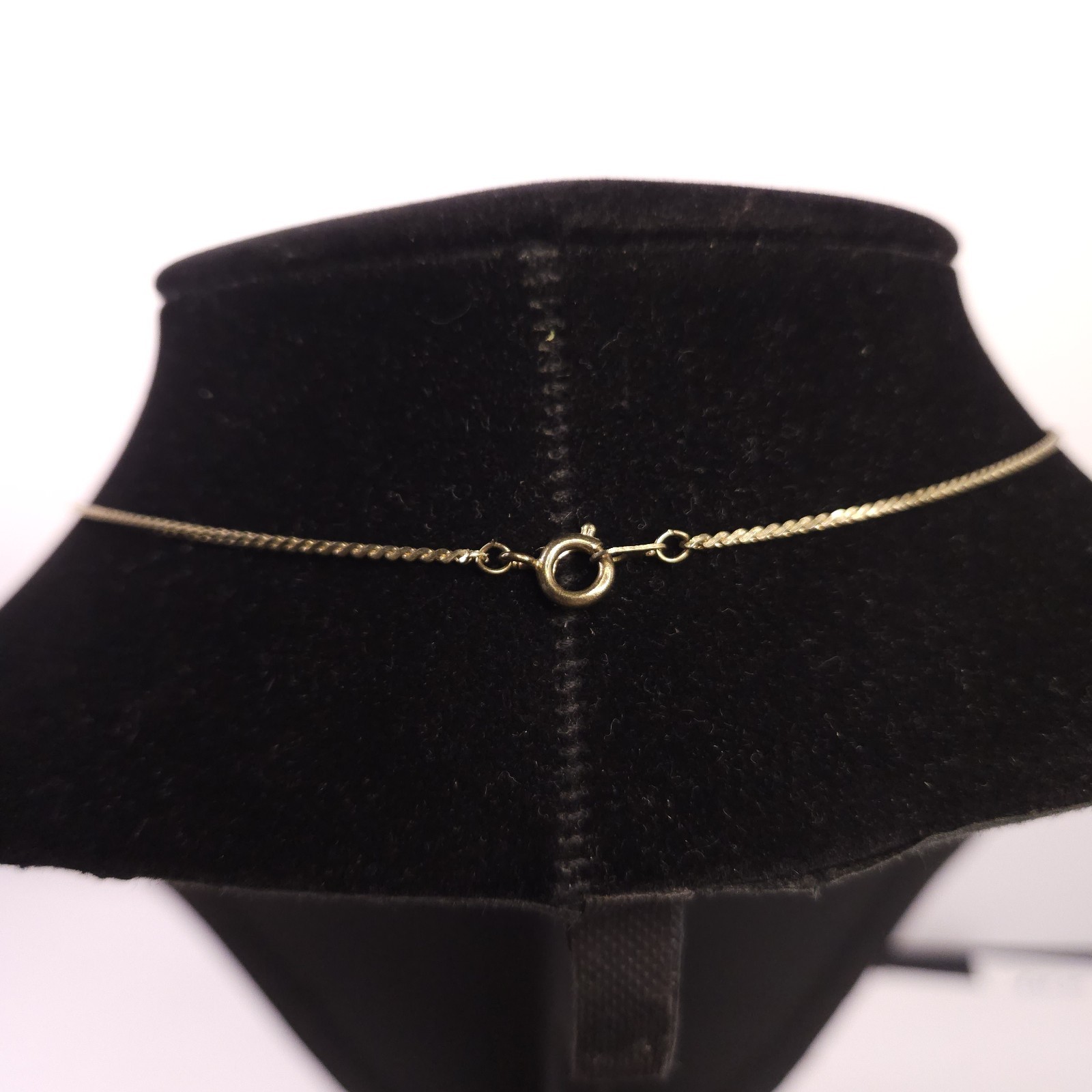 Vintage Solitaire Clear Rhinestone Pendant Gold Tone Chain 15″