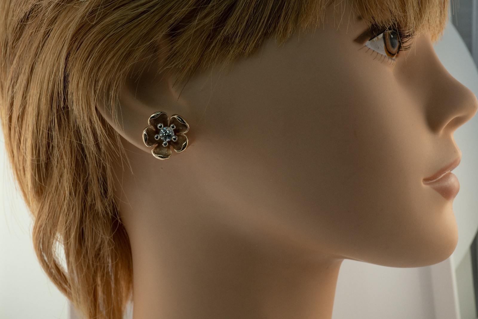 Natural Diamond Earrings Flower 14K Gold Studs Floral European cut 1.00 TDW