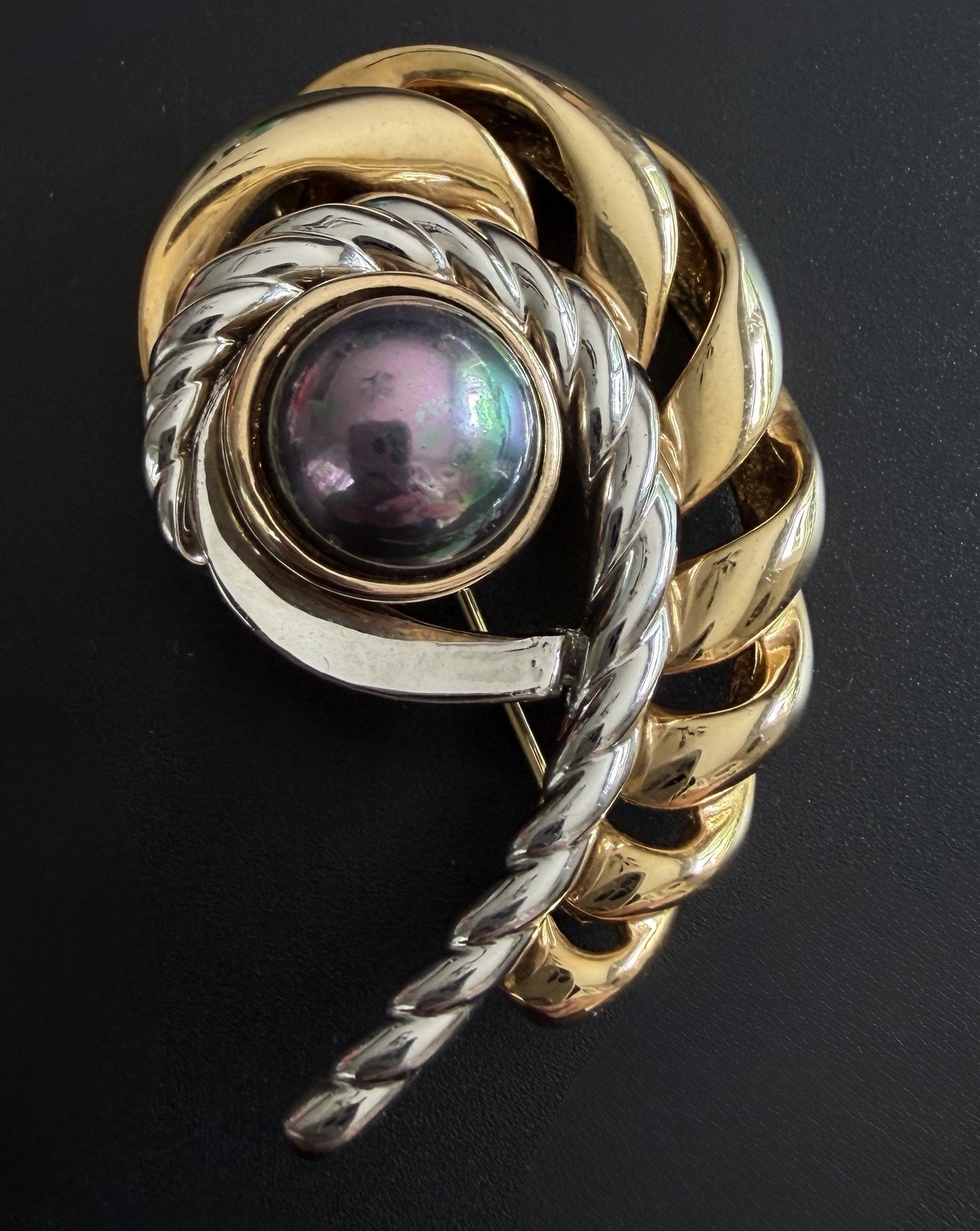 Peacock Faux Mabe Pearl Brooch Two Tone Gold Silver Swirl Ribbon Statement