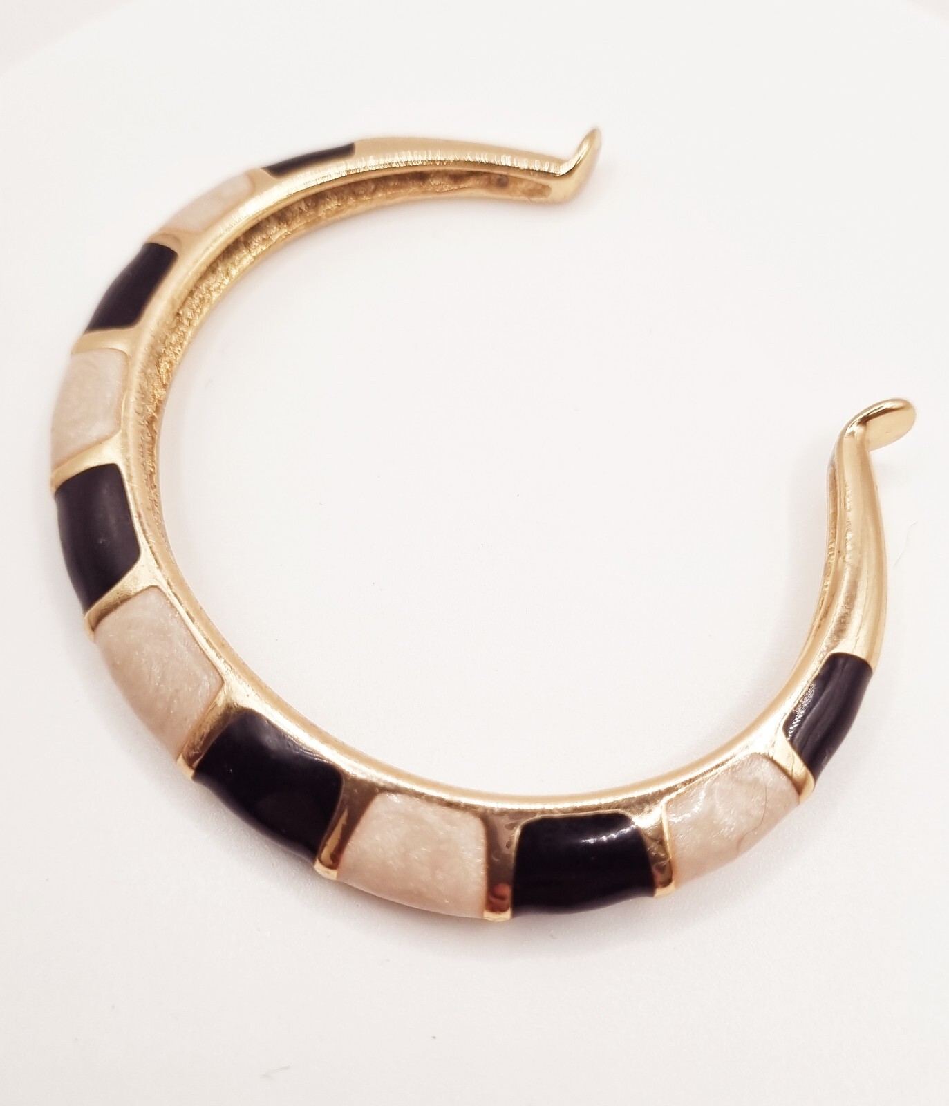 Orena Paris Bracelet fashion costume vintage 1980’s Gold Toned Signed Black Ecru