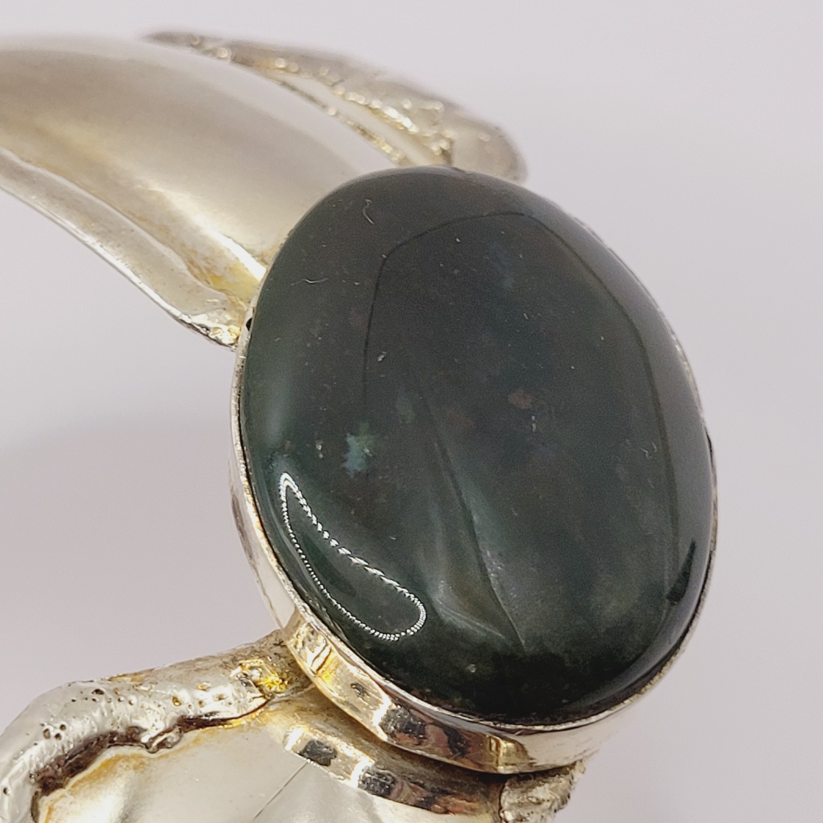 SW Style Collar Handmade Silver Tone Metal Green Agate Stone ROUGH Vtg Necklace