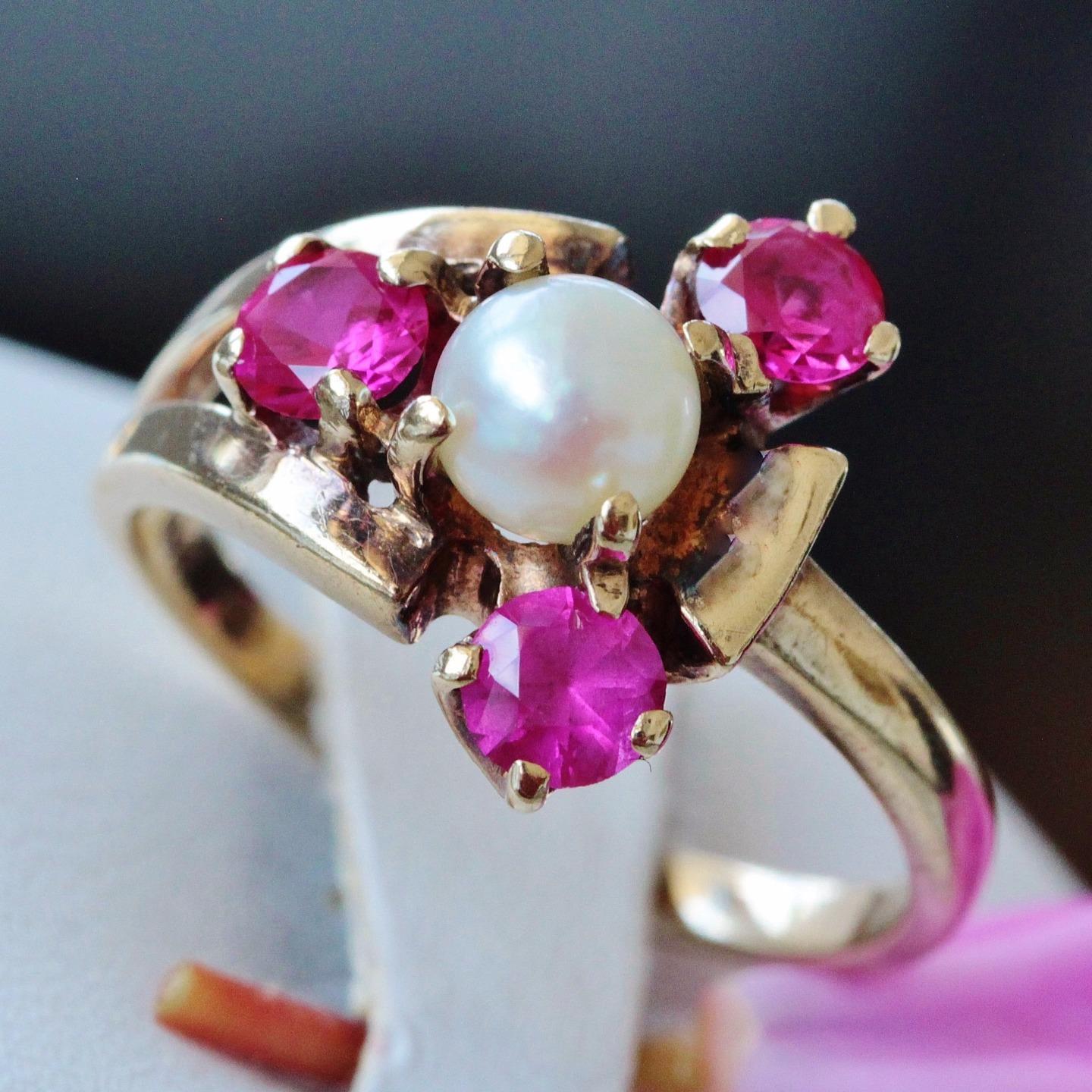 10k yellow gold ring 5.3mm cultured pearl & lab ruby size 7.75 handmade 3.5g