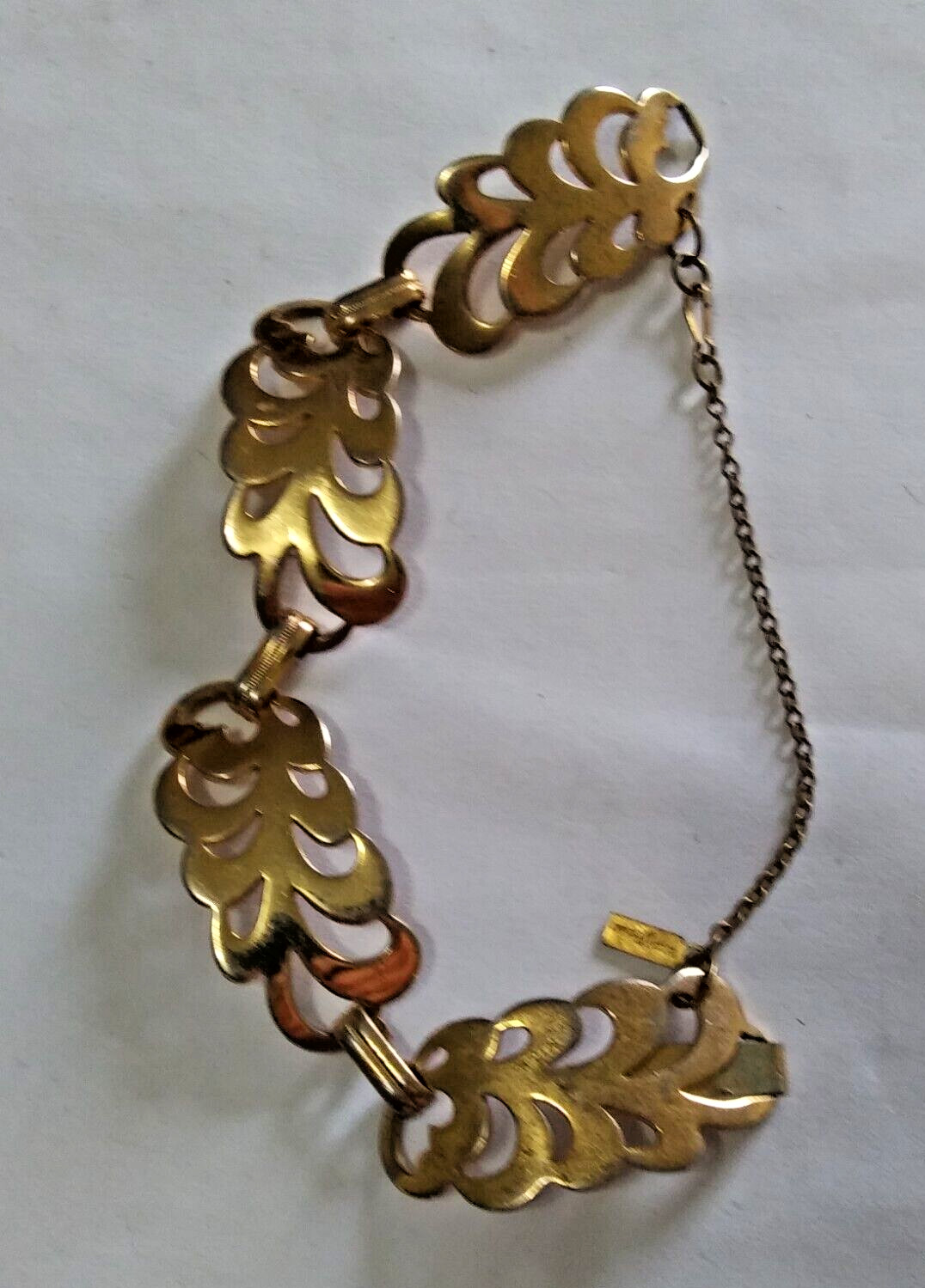 Vintage Monet Jewelers (1940s?)Goldtone Articulated Bracelet w/Safety Chain.RARE