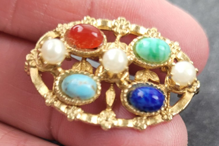 Tiny Gold Tone Multicolor Cabochon Stones Scatter Pin