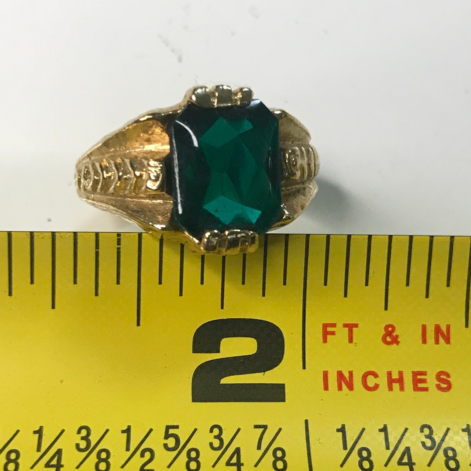 Vintage Simulated Emerald Gold Tone Ring Size 6 May Birth Stone Green