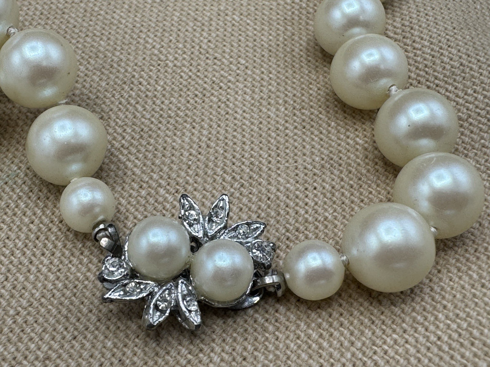 Vintage Japan Faux Pearl Necklace Rhinestone Clasp Dangle Pearl Leaves 16.5 In